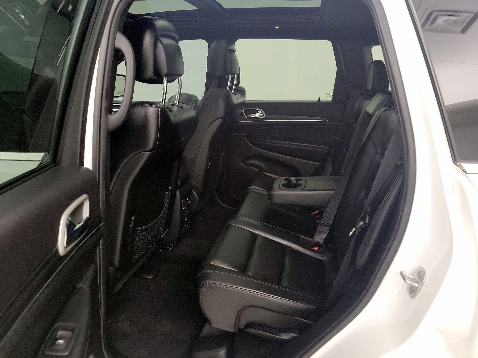 Thumbnail: 2018 Jeep Grand Cherokee - 20