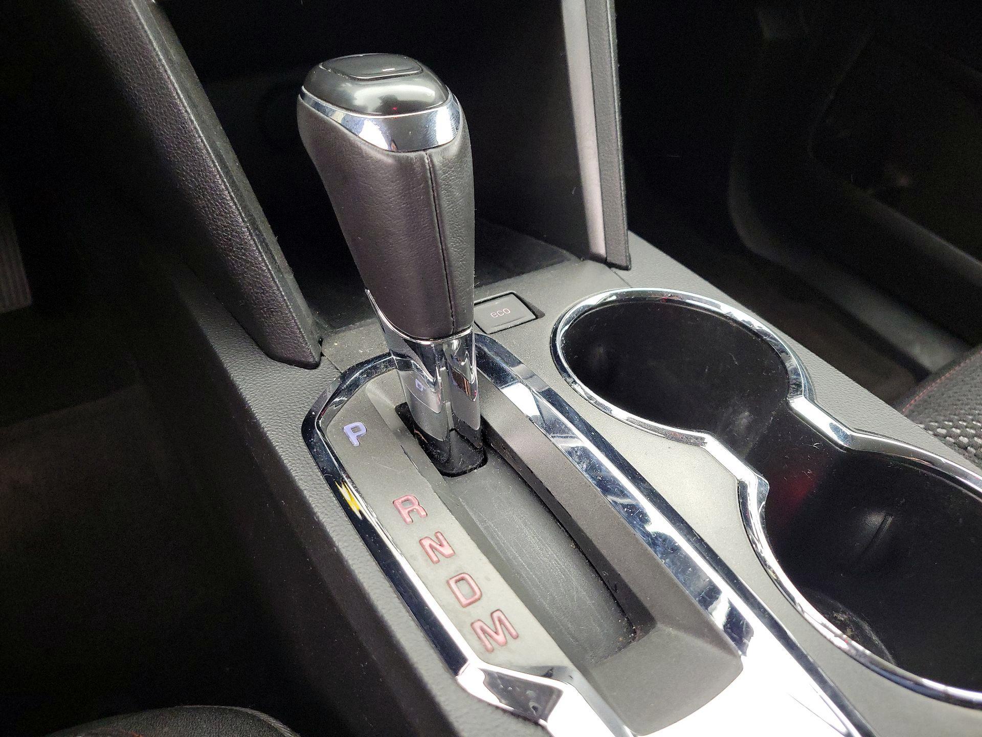 Thumbnail: 2016 GMC Terrain - 16