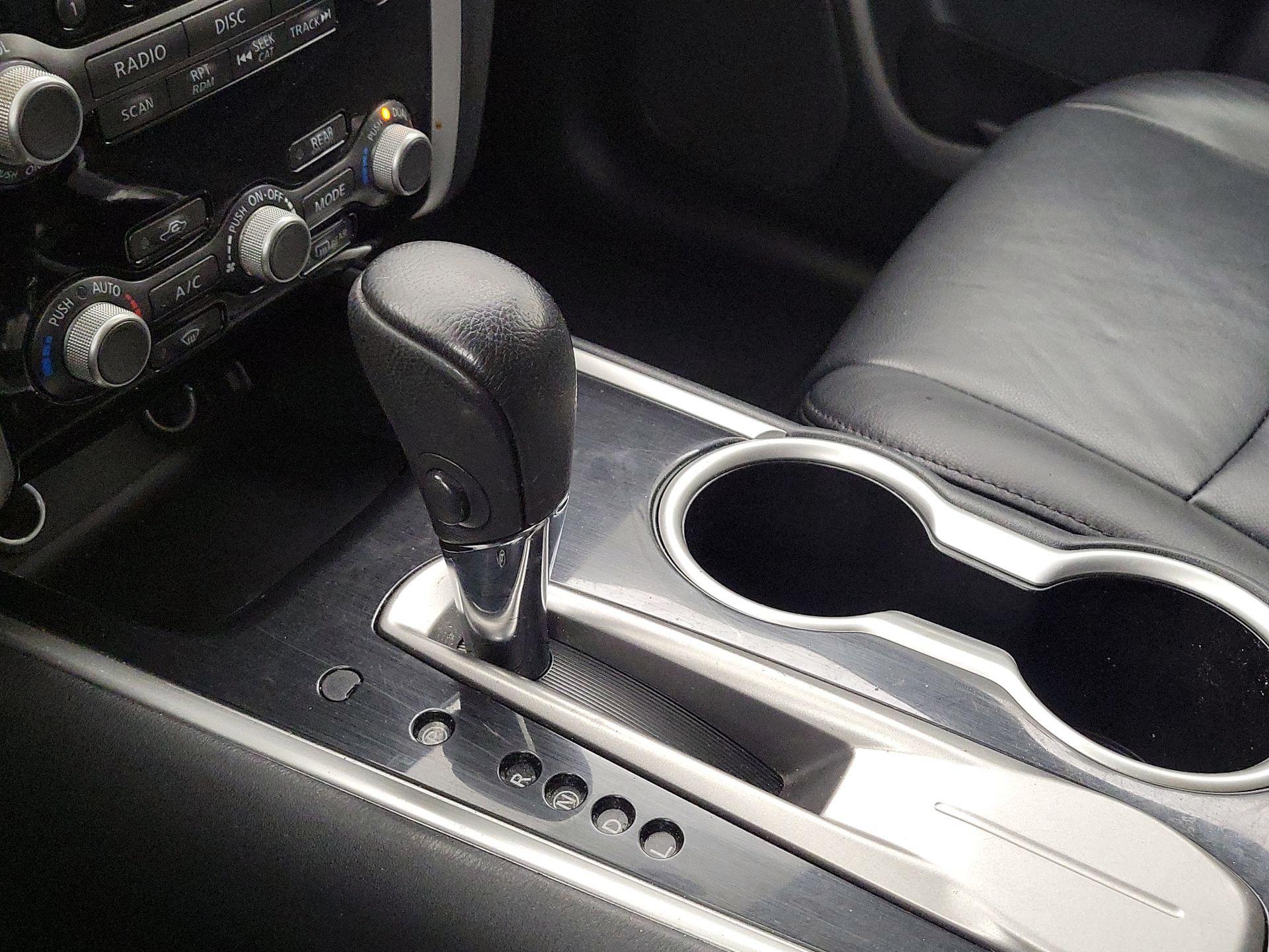 Thumbnail: 2017 Nissan Pathfinder - 17