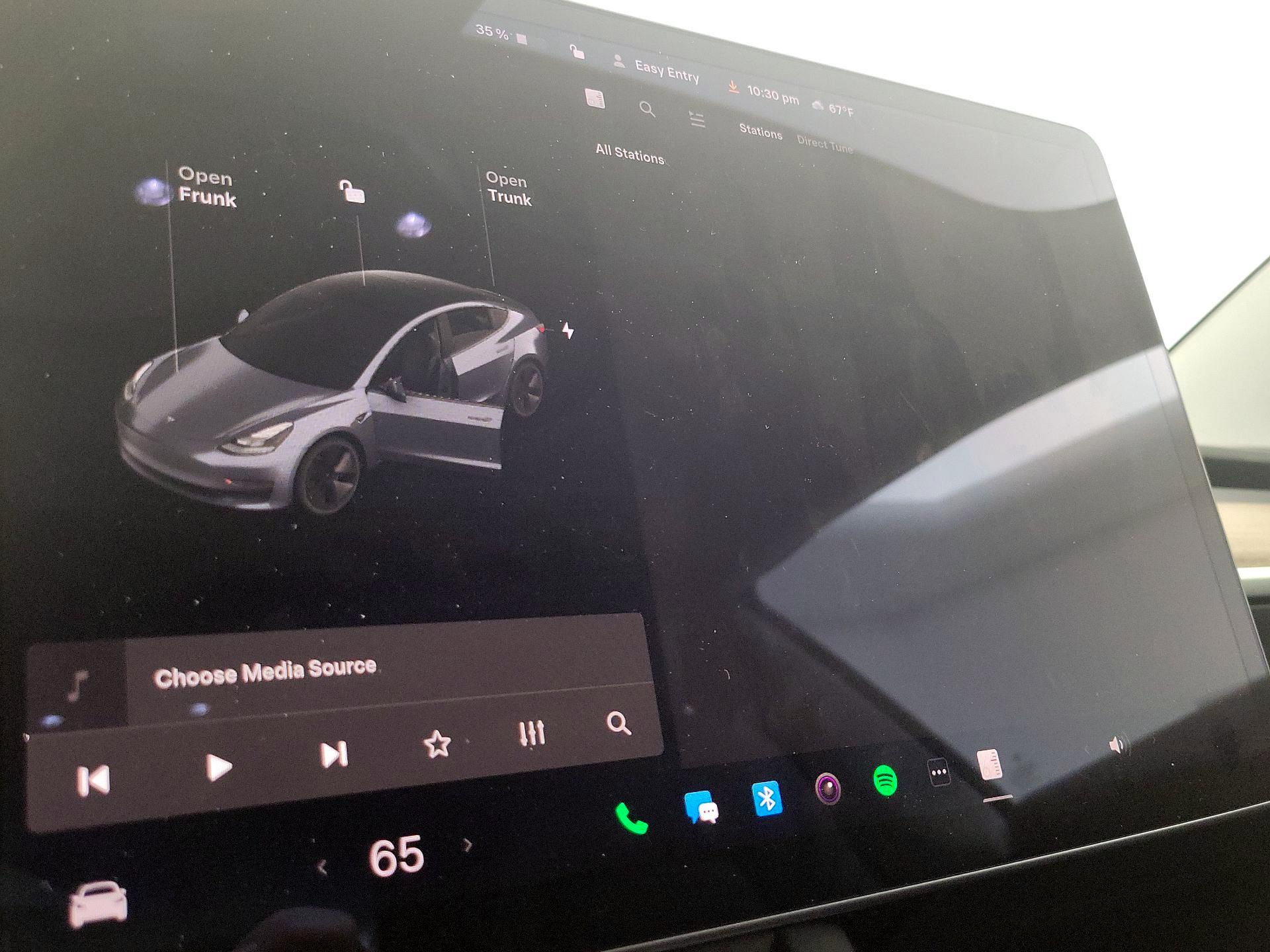 Thumbnail: 2021 Tesla Model 3 - 15