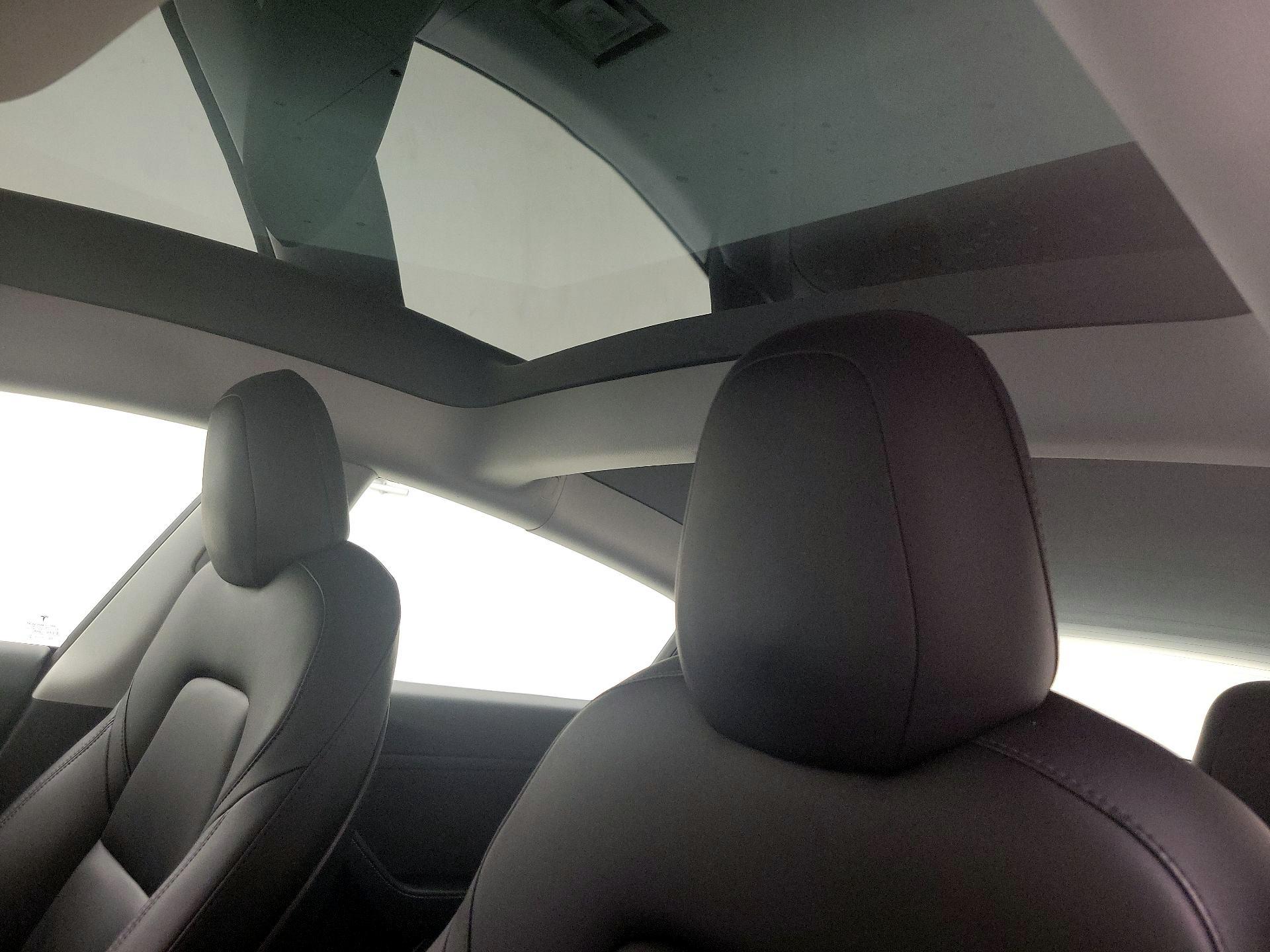 Thumbnail: 2021 Tesla Model 3 - 18