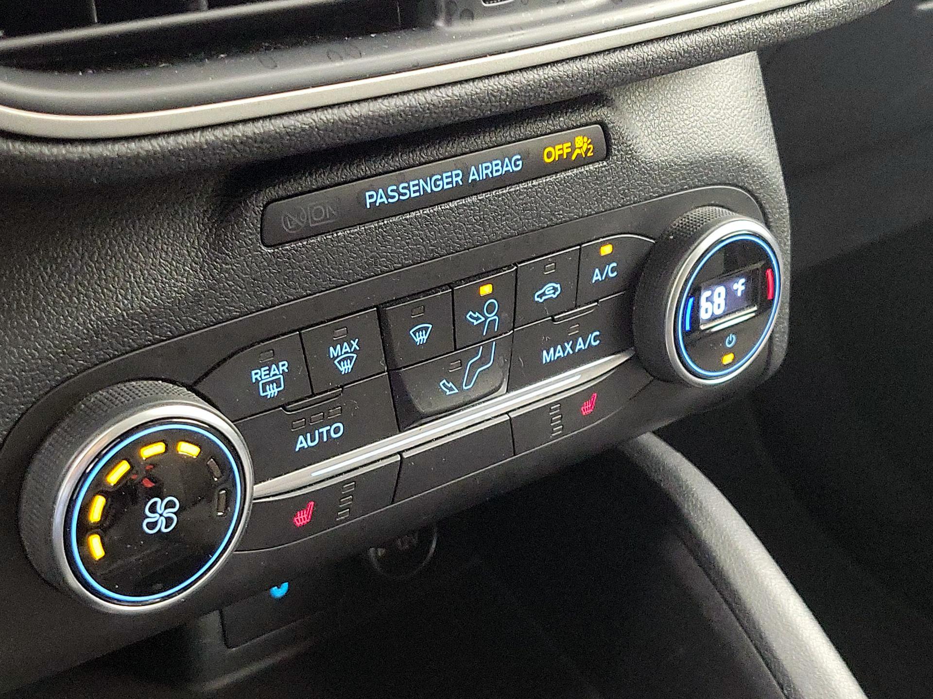 Thumbnail: 2020 Ford Escape - 16