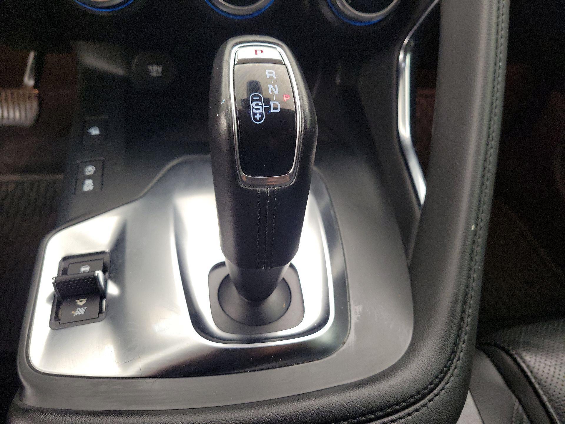 Thumbnail: 2020 Jaguar E-Pace - 17