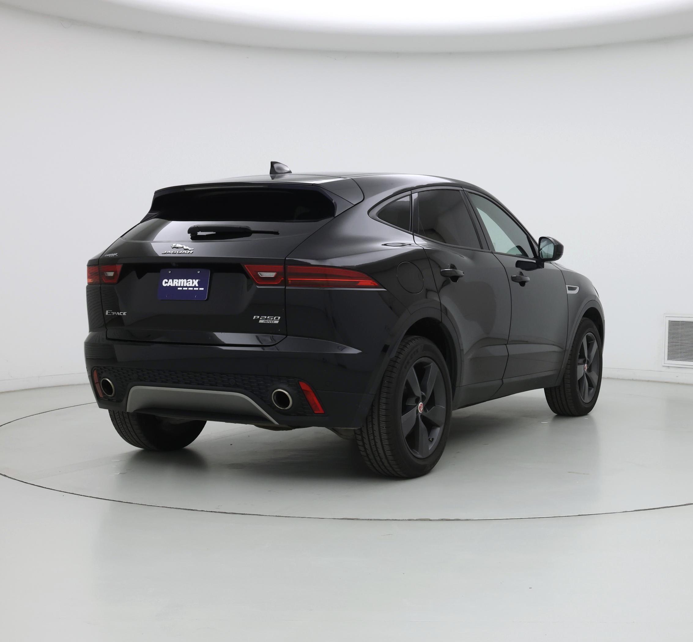 Thumbnail: 2020 Jaguar E-Pace - 8