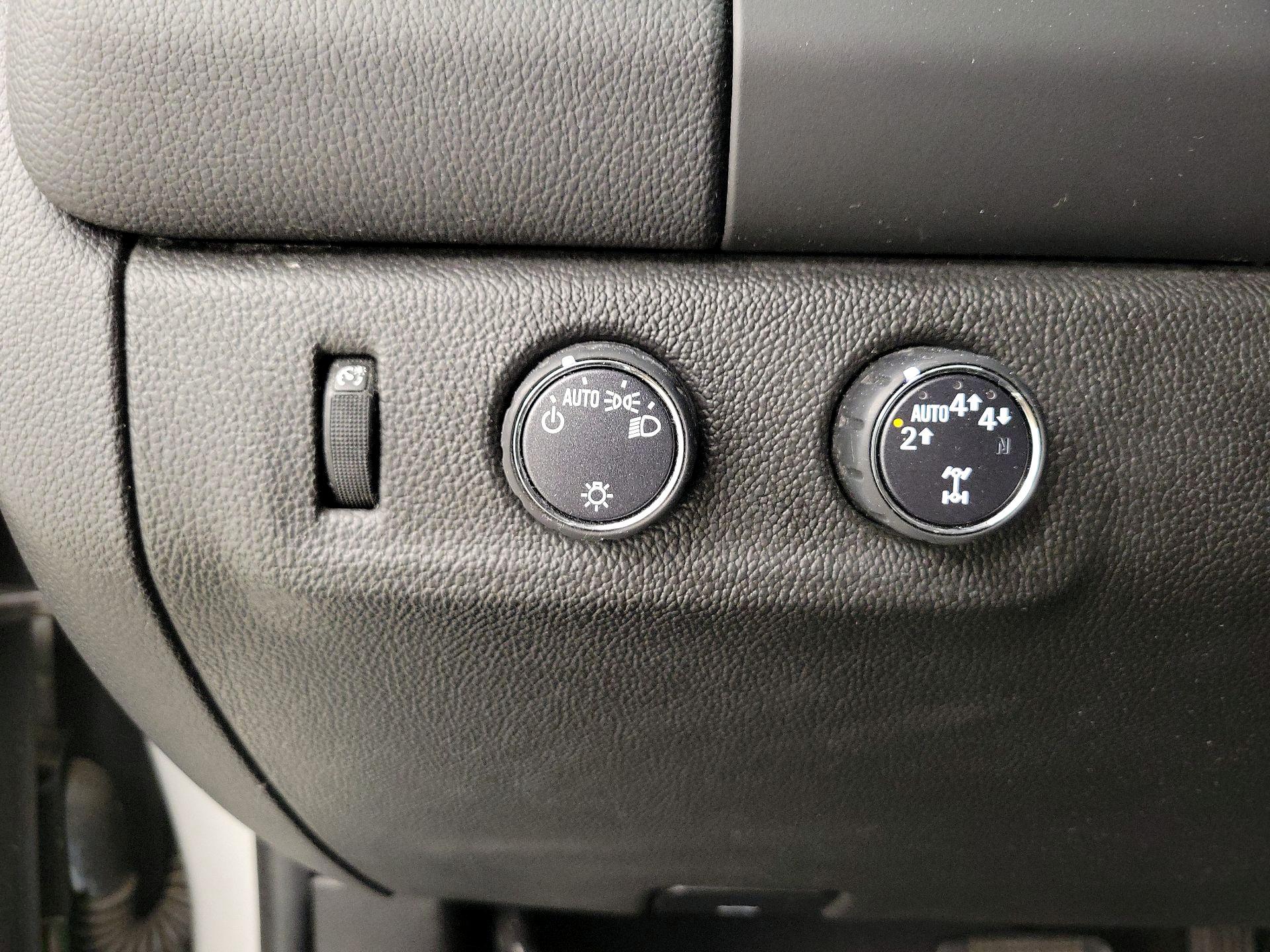 Thumbnail: 2020 Chevrolet Colorado - 13