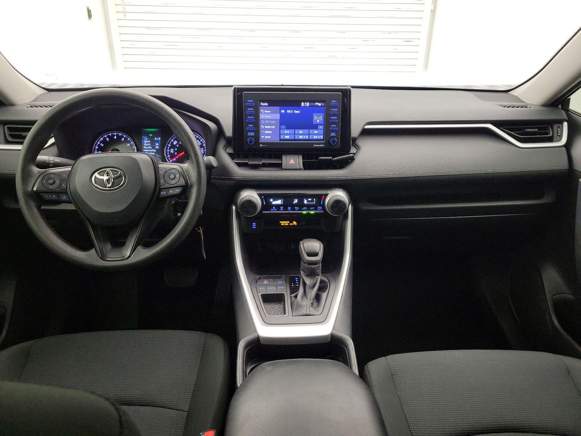 Thumbnail: 2021 Toyota RAV4 - 9