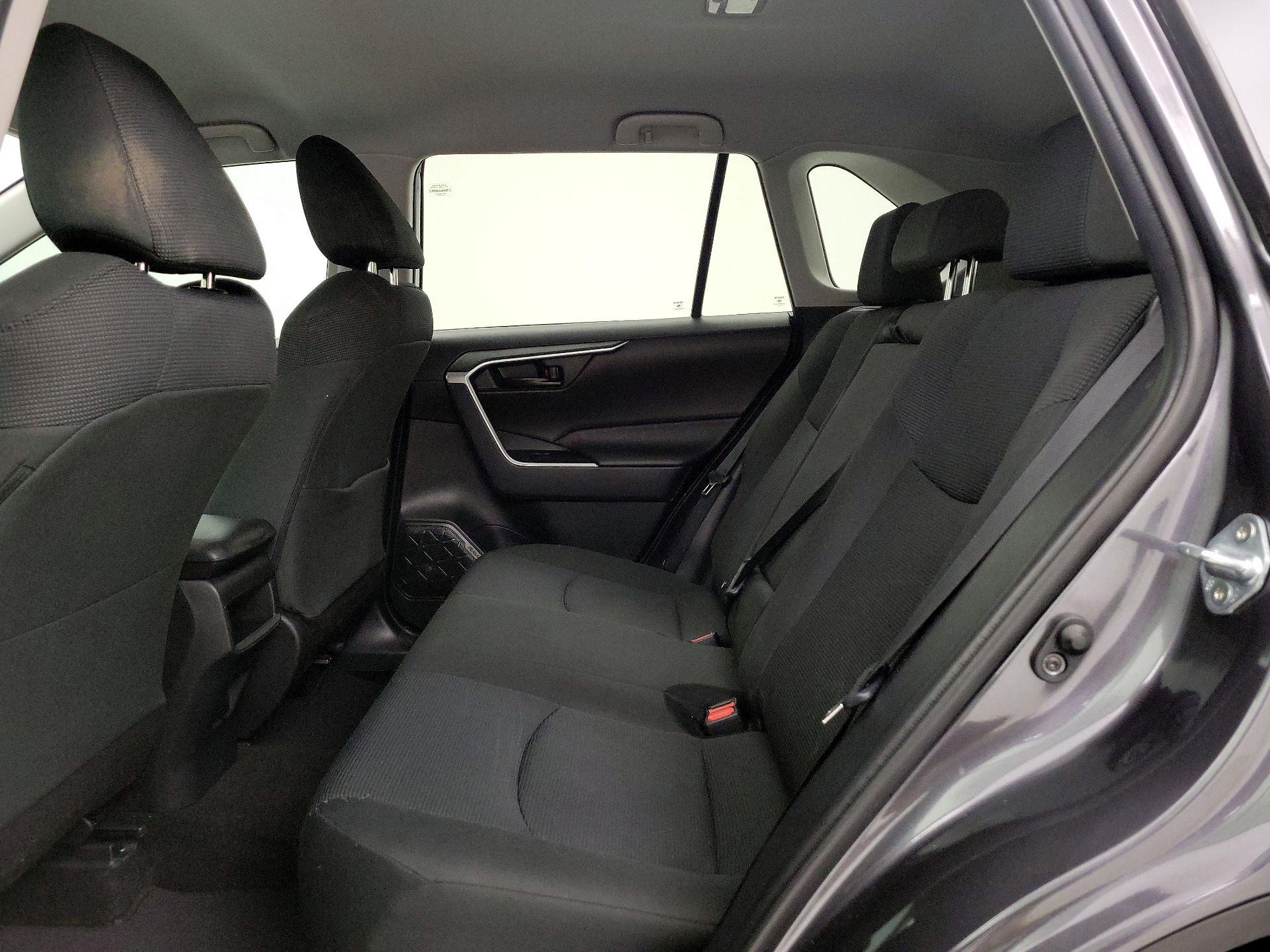 Thumbnail: 2021 Toyota RAV4 - 19