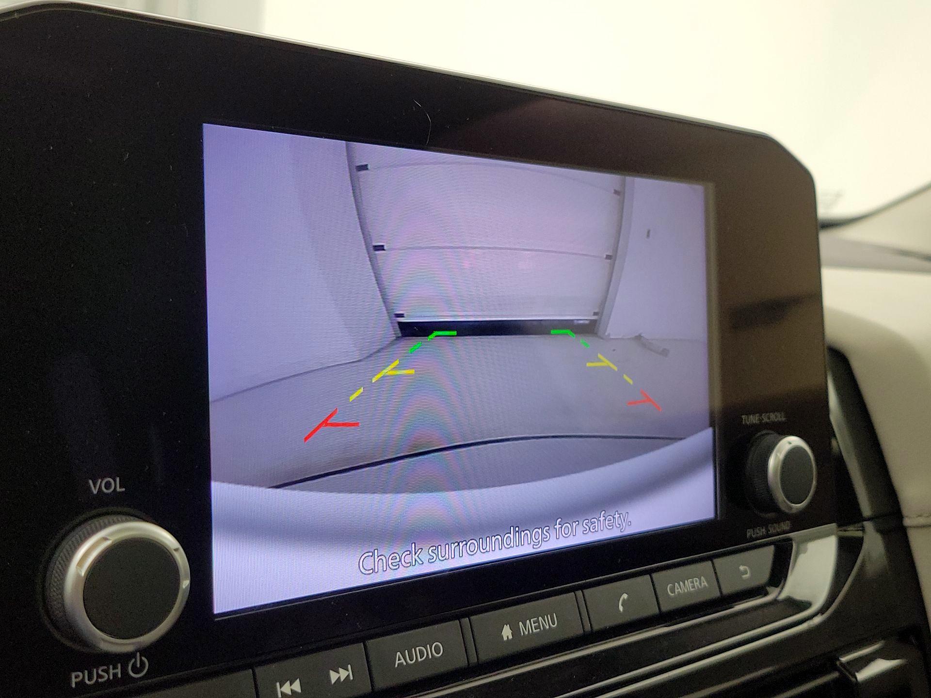 Thumbnail: 2023 Nissan Pathfinder - 14