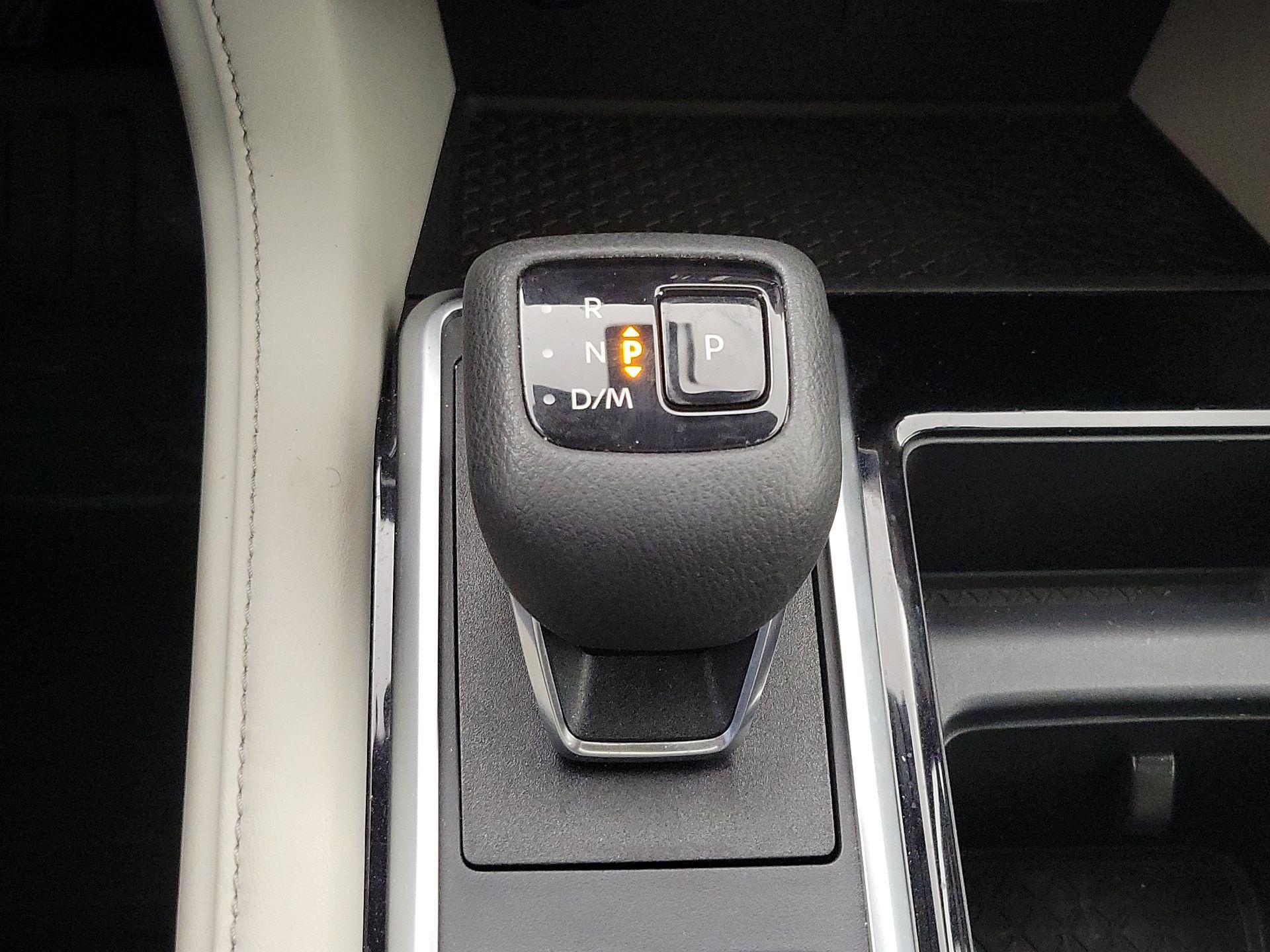 Thumbnail: 2023 Nissan Pathfinder - 17