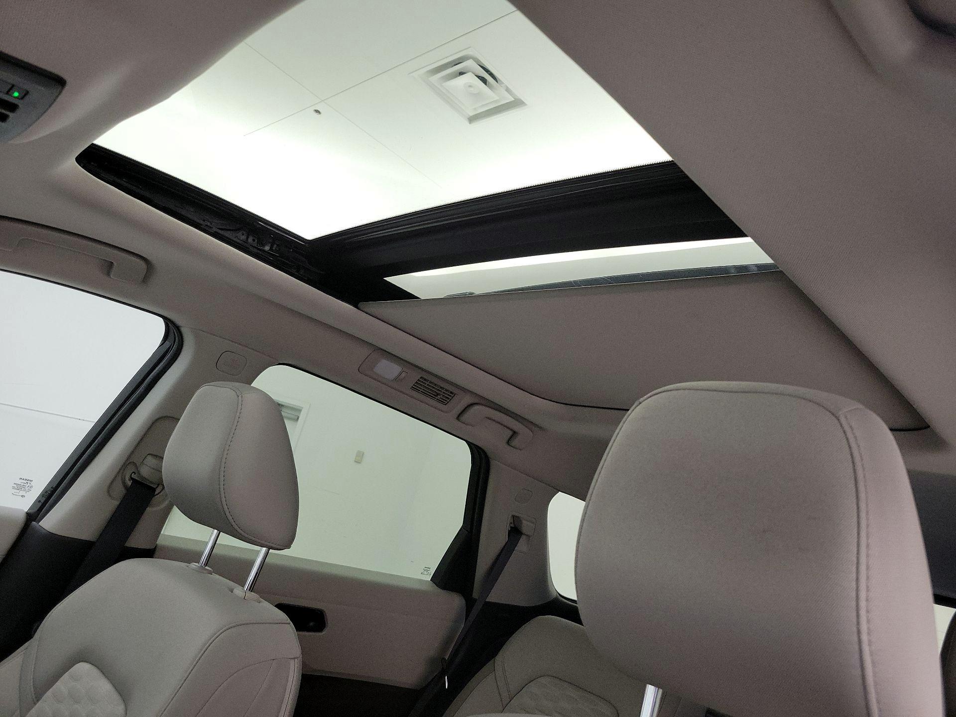 Thumbnail: 2023 Nissan Pathfinder - 19