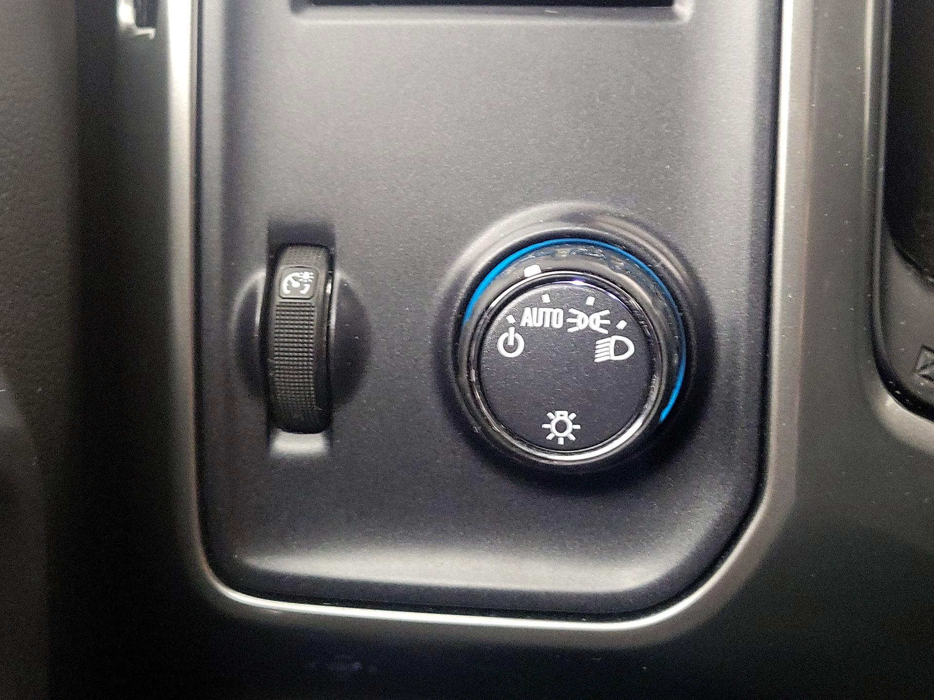 Thumbnail: 2019 Chevrolet Silverado 1500 - 13