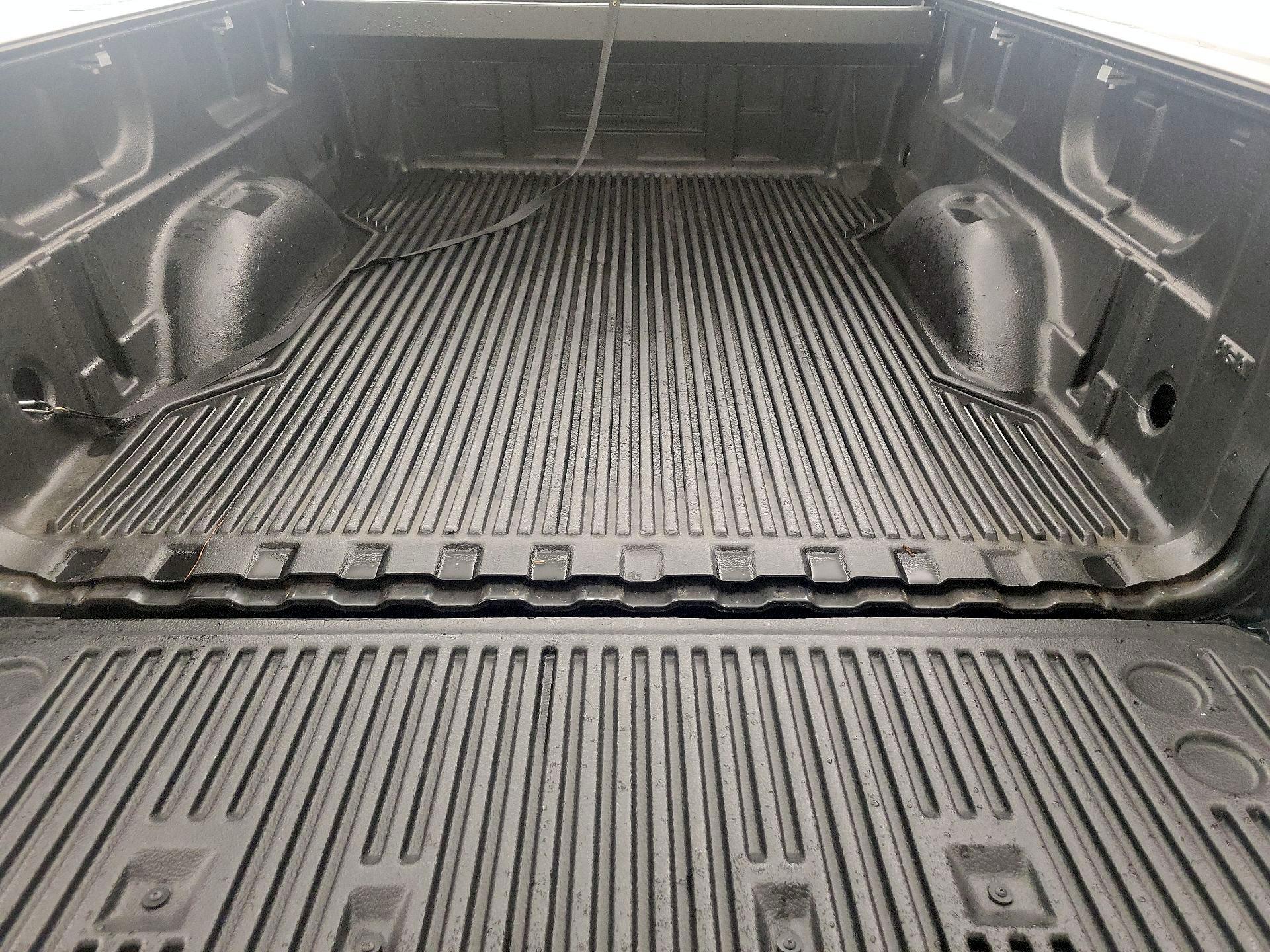 Thumbnail: 2019 Chevrolet Silverado 1500 - 20