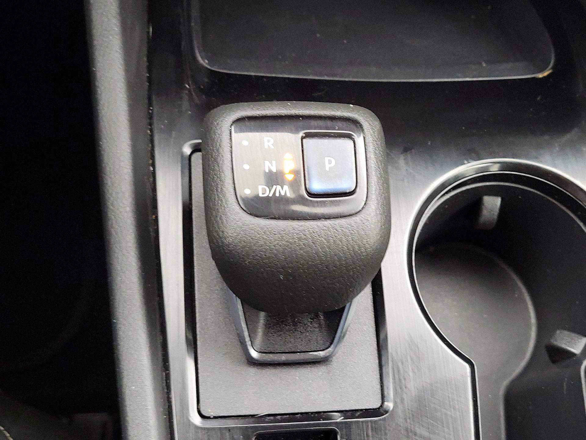 Thumbnail: 2022 Nissan Rogue - 17