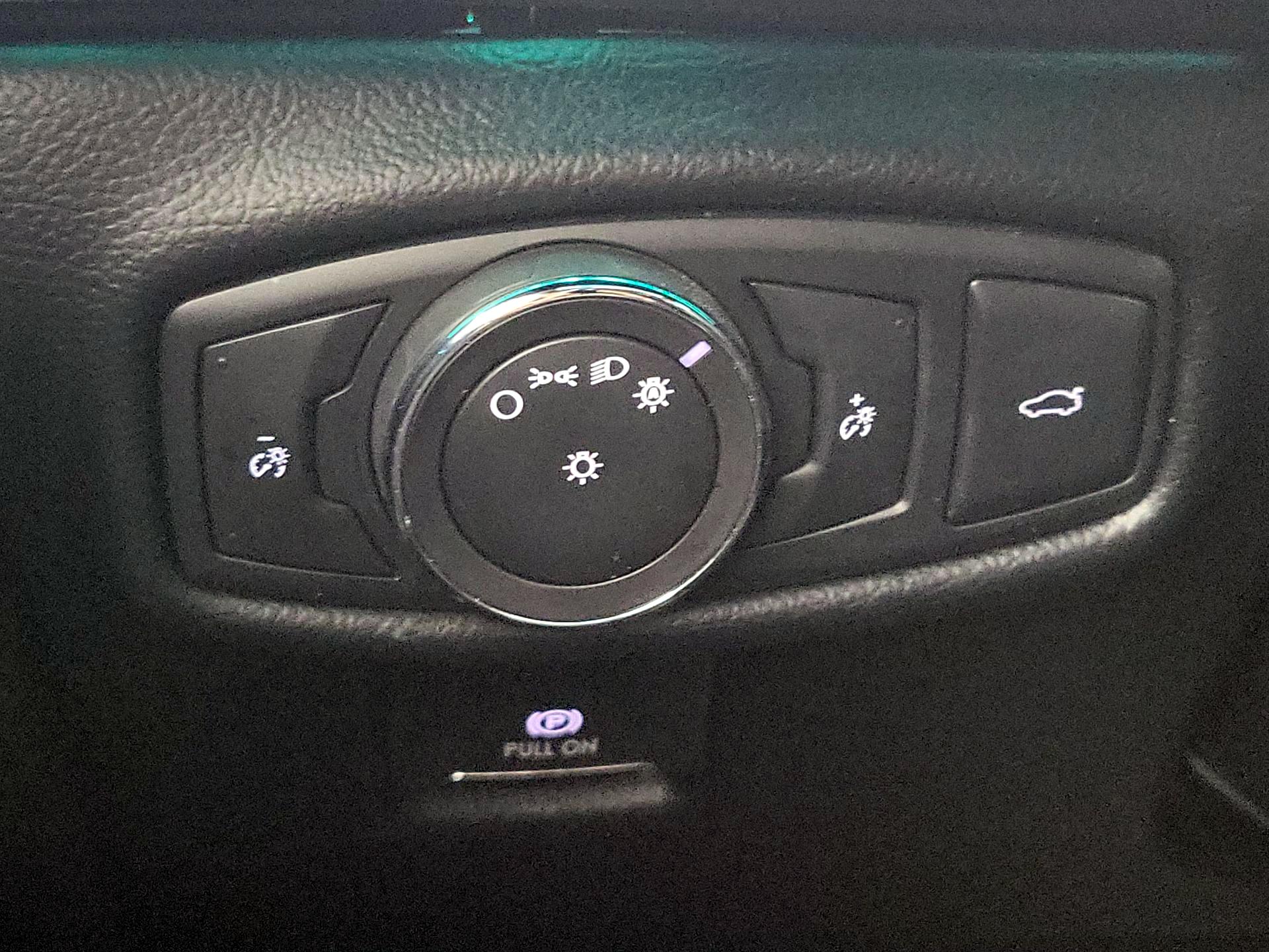 Thumbnail: 2017 Lincoln MKZ - 13