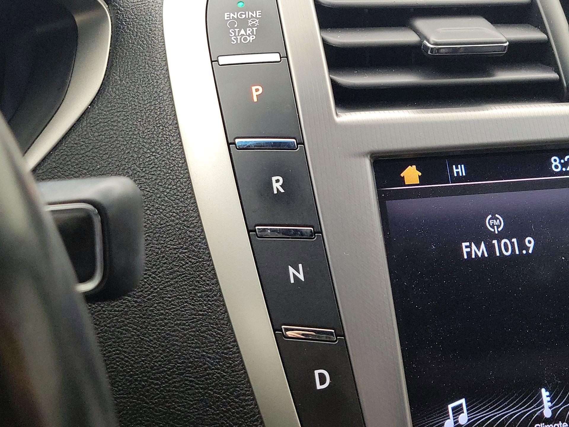 Thumbnail: 2017 Lincoln MKZ - 17