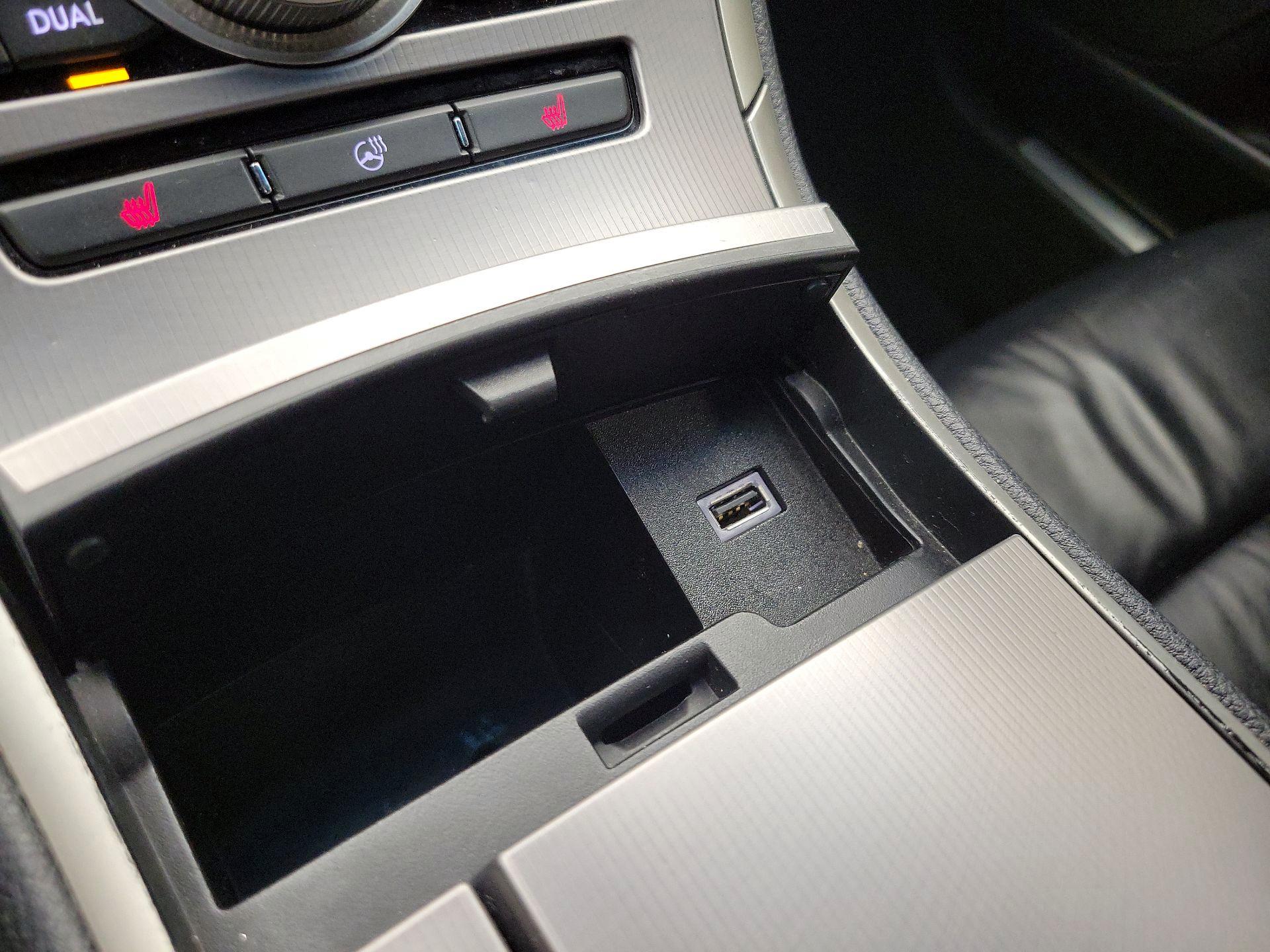 Thumbnail: 2017 Lincoln MKZ - 18