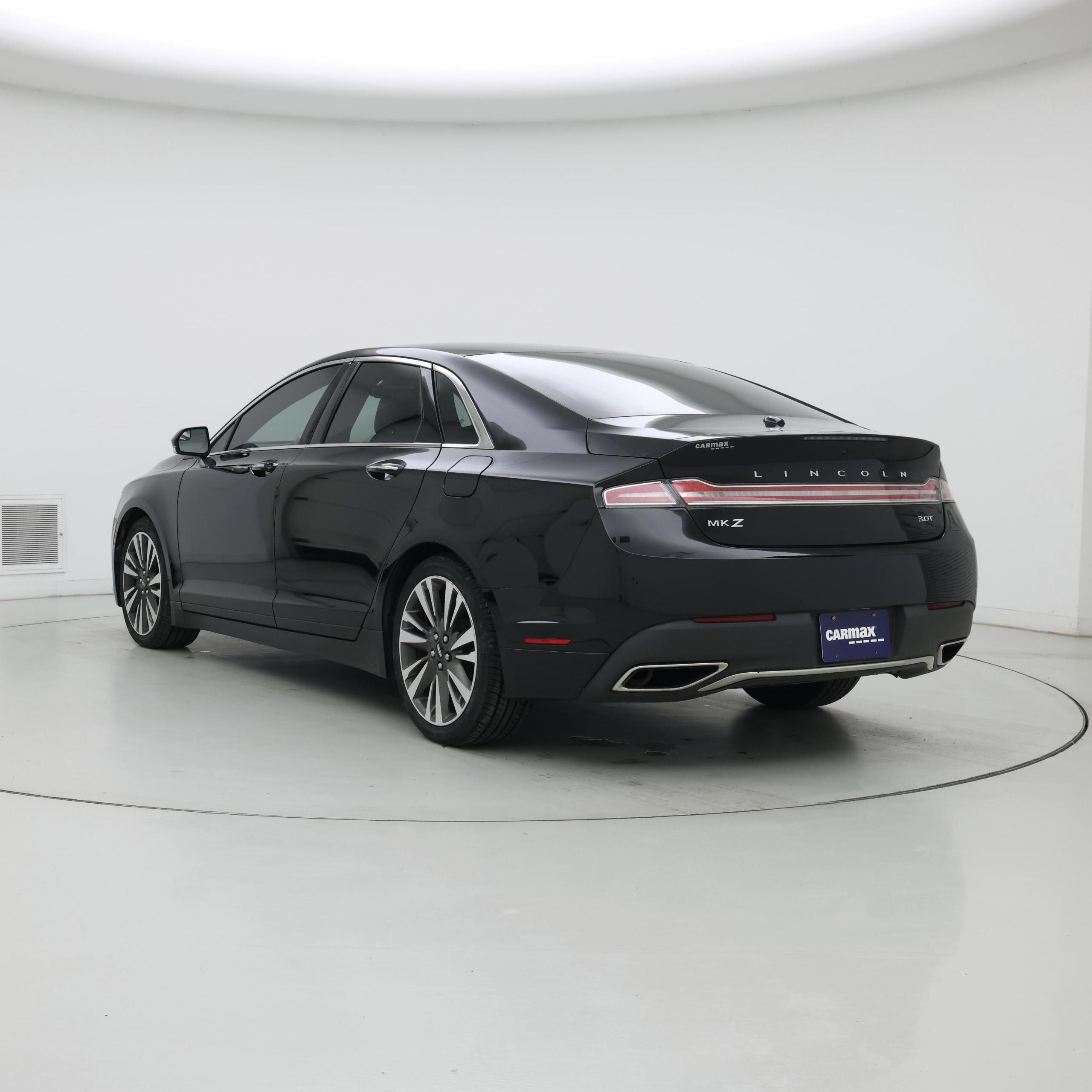 Thumbnail: 2017 Lincoln MKZ - 2