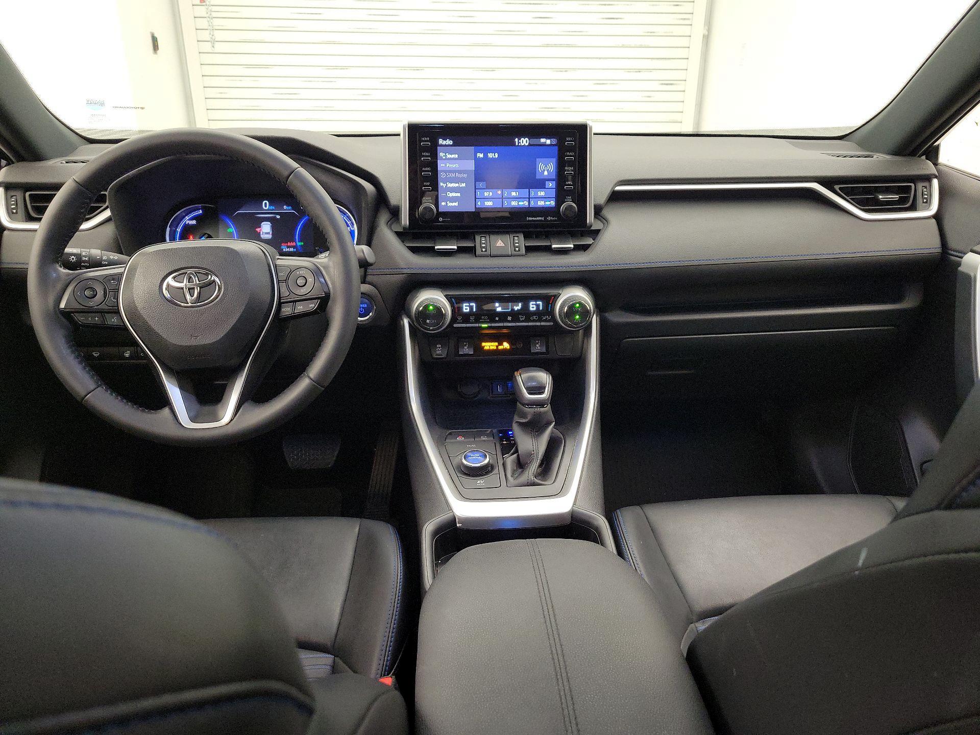 Thumbnail: 2021 Toyota RAV4 - 9