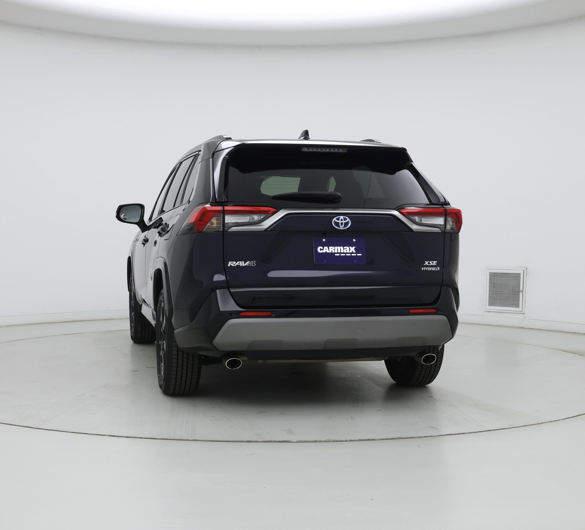 Thumbnail: 2021 Toyota RAV4 - 6