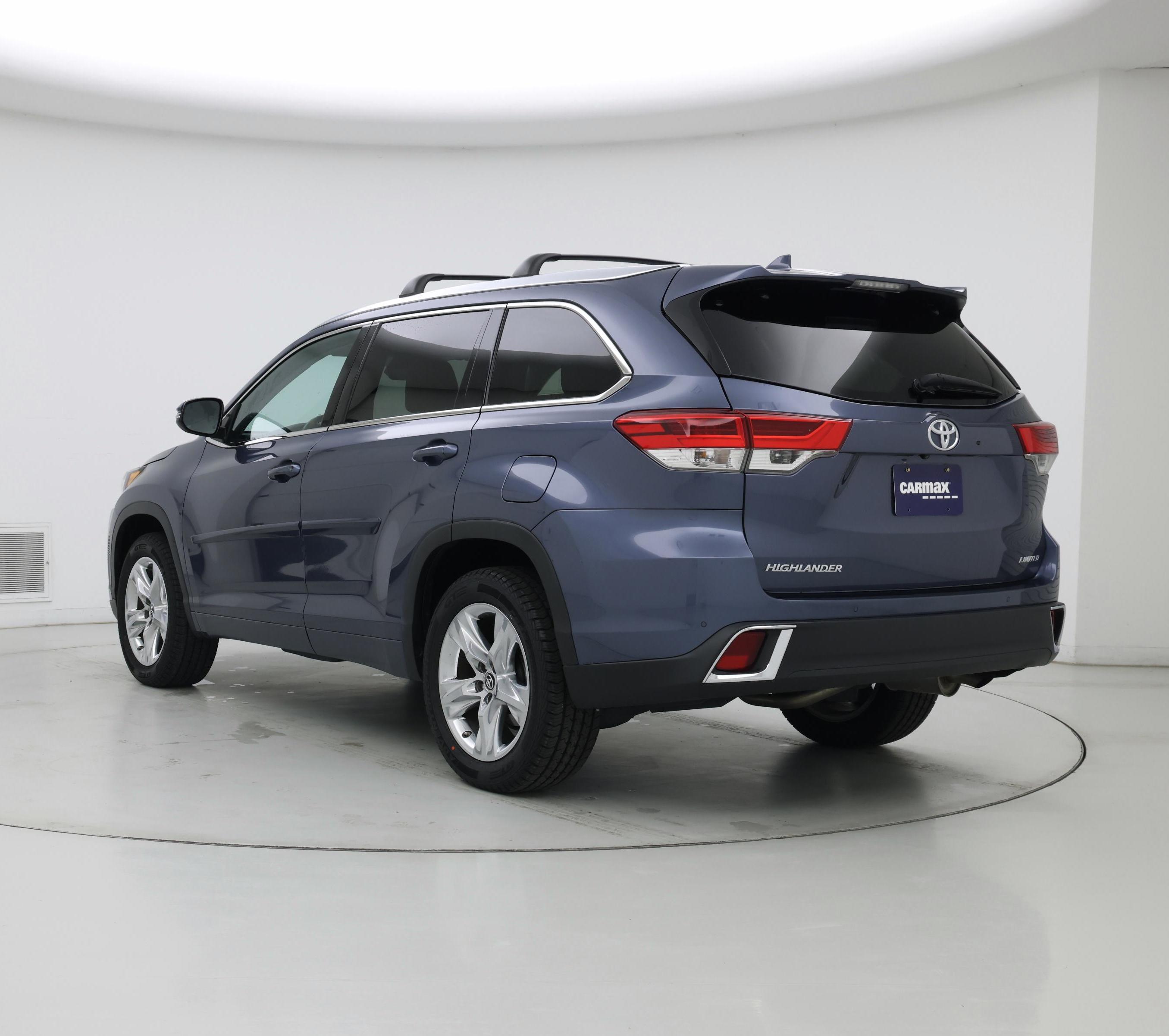 Thumbnail: 2019 Toyota Highlander - 2