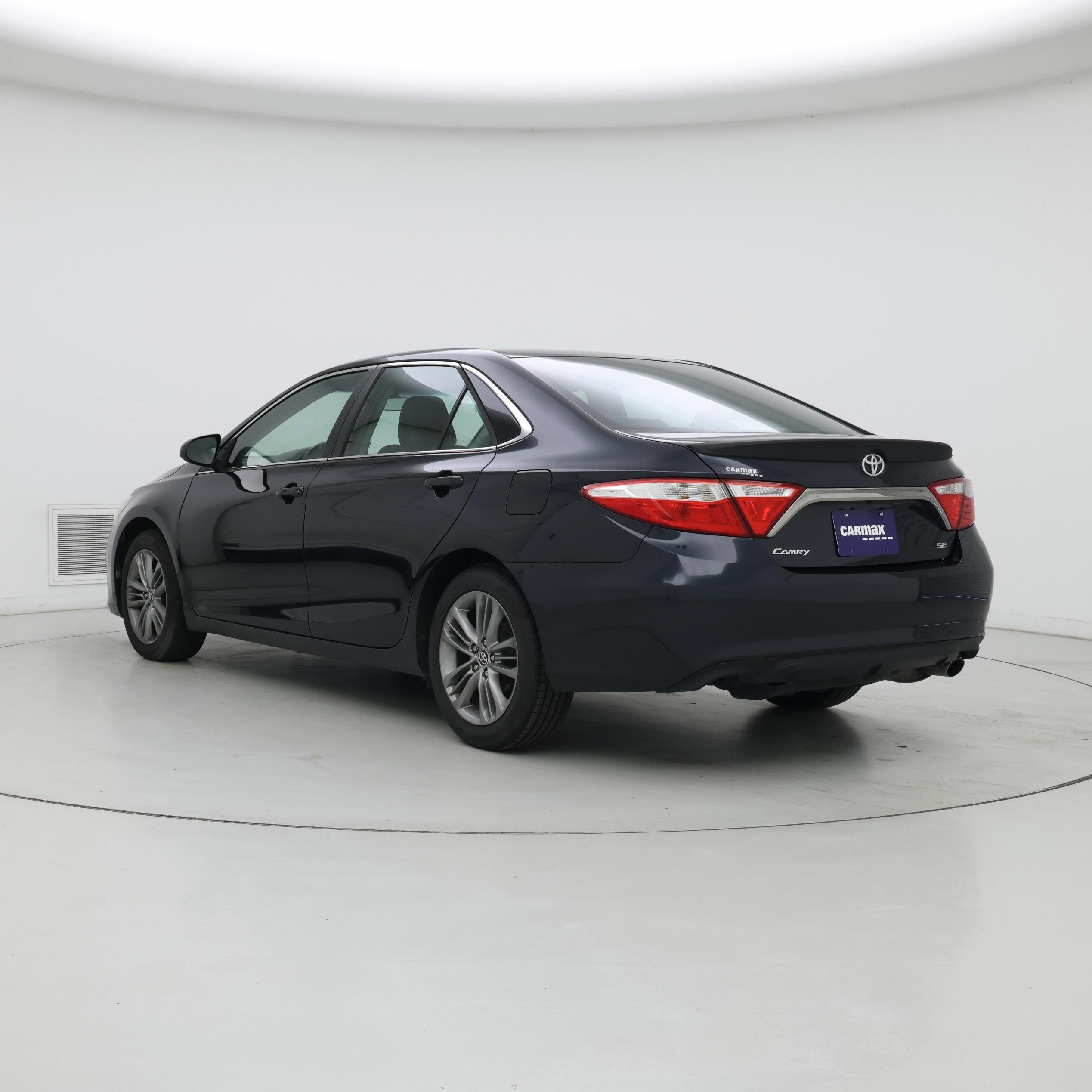 Thumbnail: 2015 Toyota Camry - 2