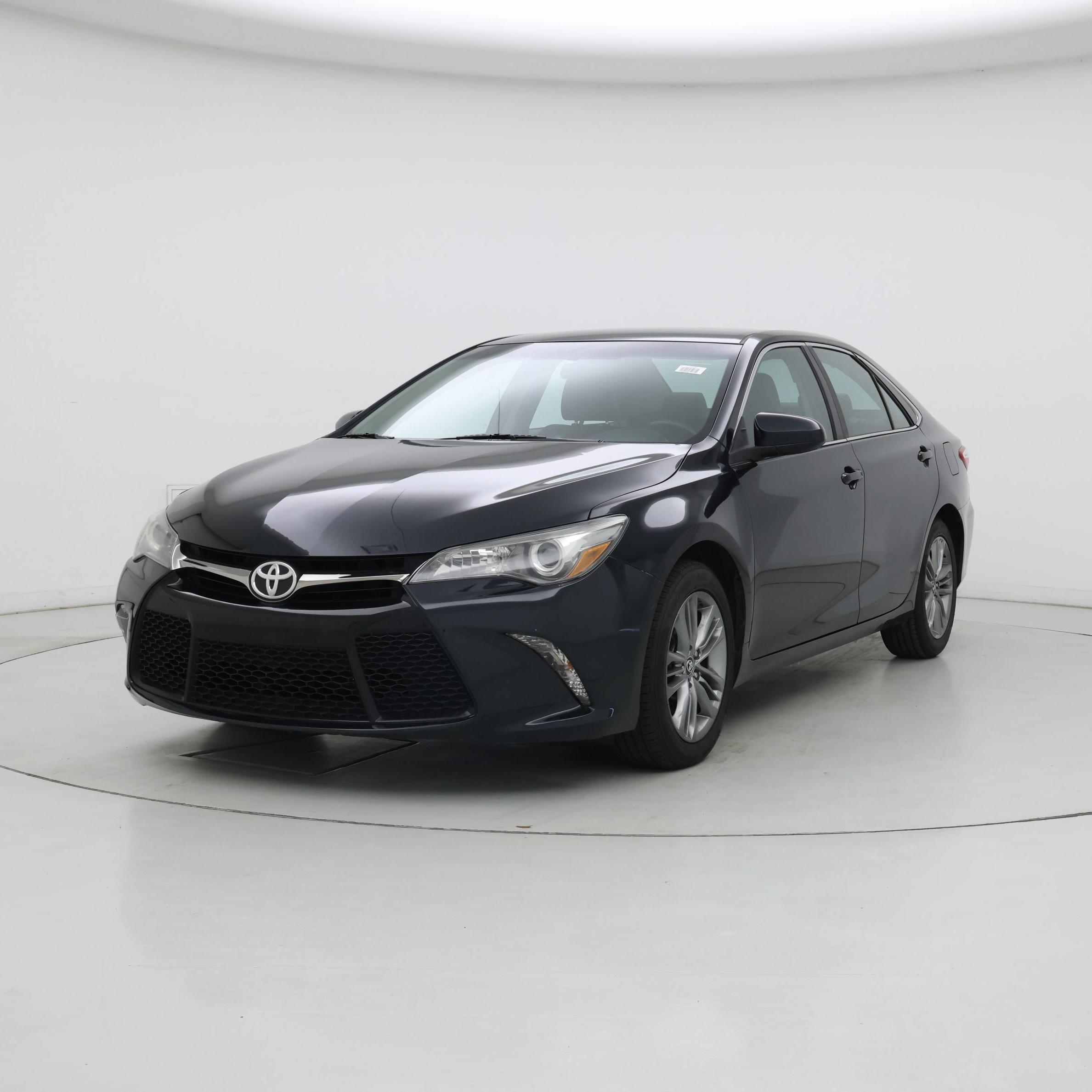 Thumbnail: 2015 Toyota Camry - 4
