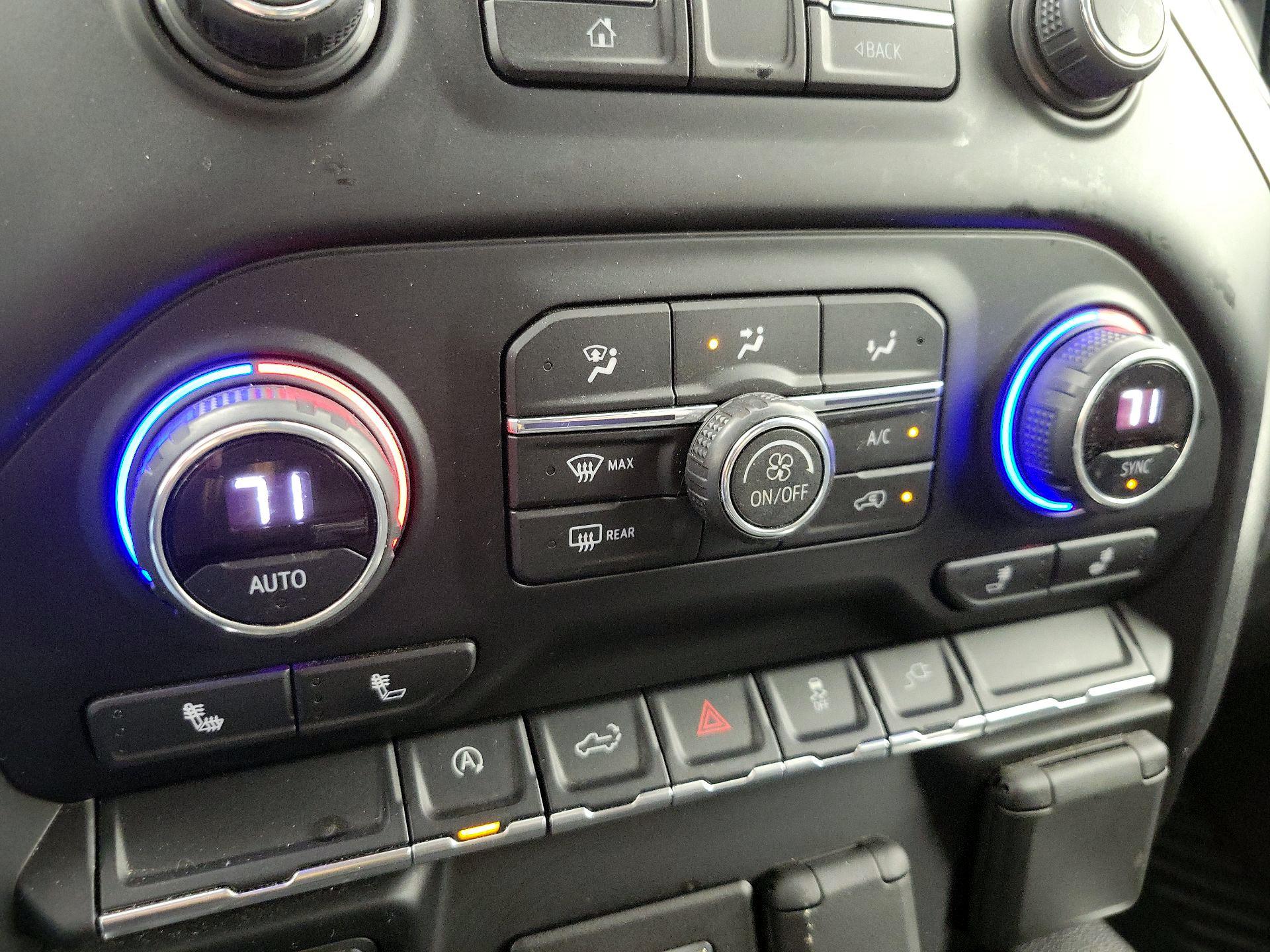 Thumbnail: 2019 Chevrolet Silverado 1500 - 16