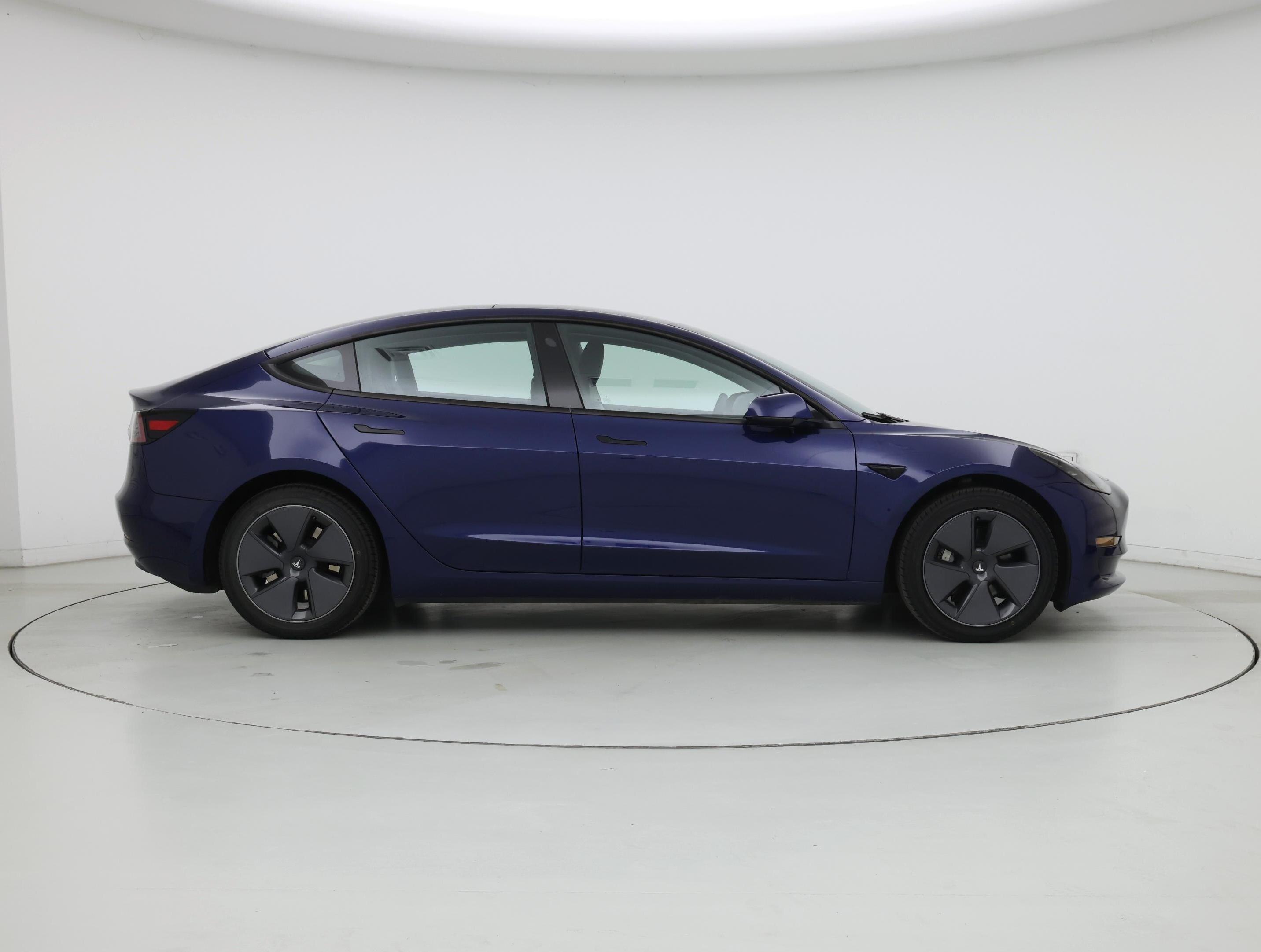 Thumbnail: 2023 Tesla Model 3 - 7