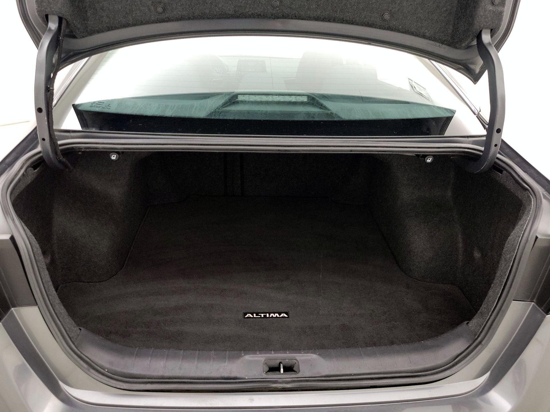 Thumbnail: 2020 Nissan Altima - 20