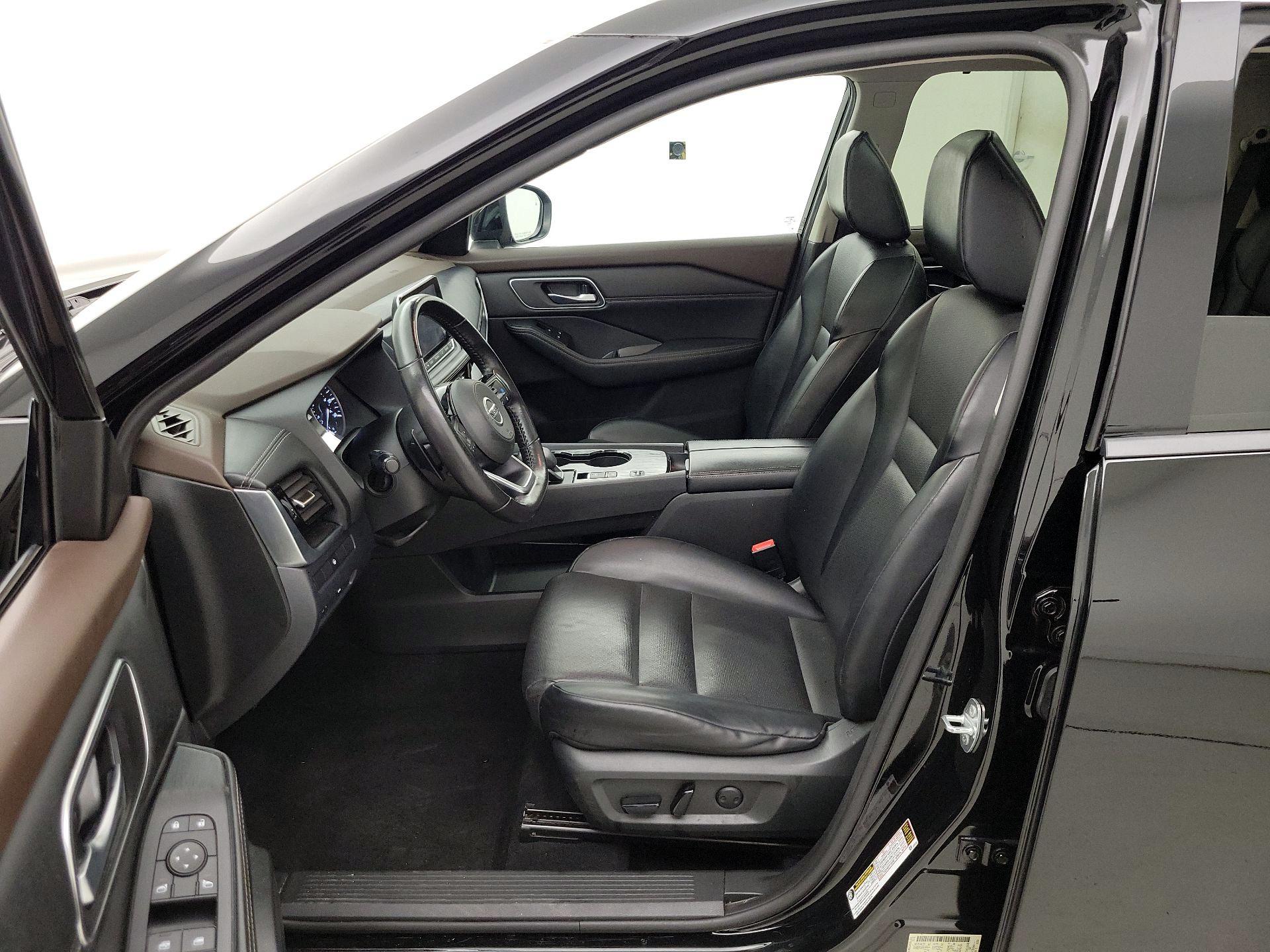 Thumbnail: 2021 Nissan Rogue - 11