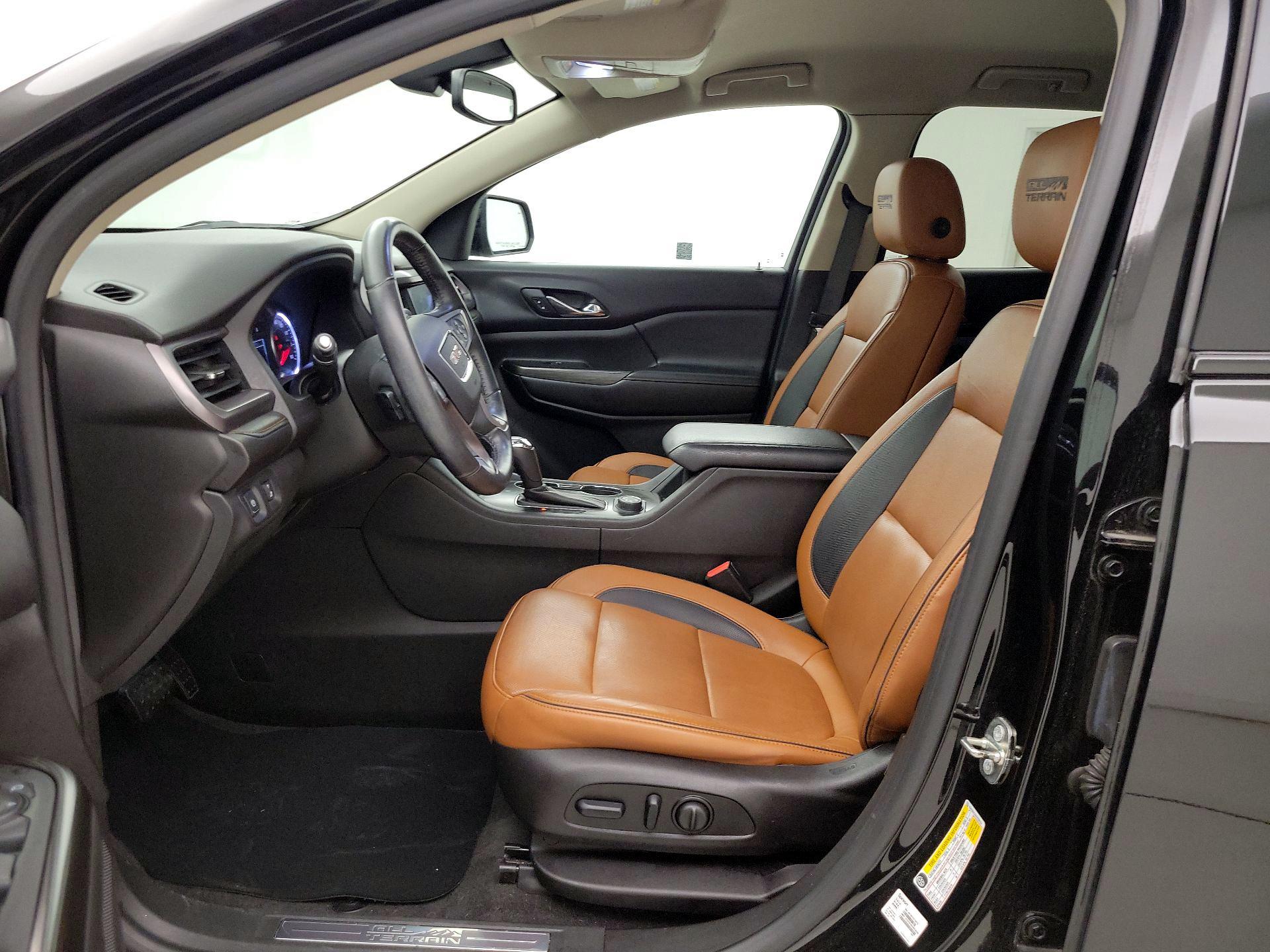 Thumbnail: 2017 GMC Acadia - 11