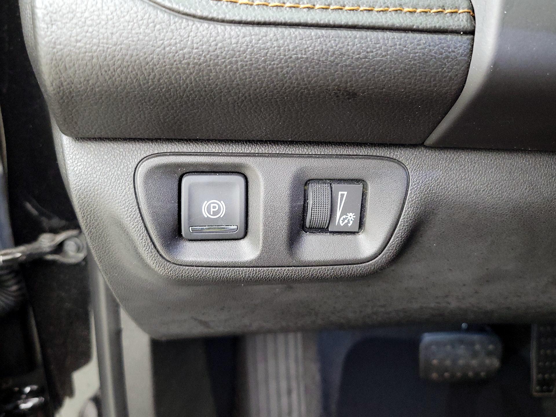 Thumbnail: 2017 GMC Acadia - 13