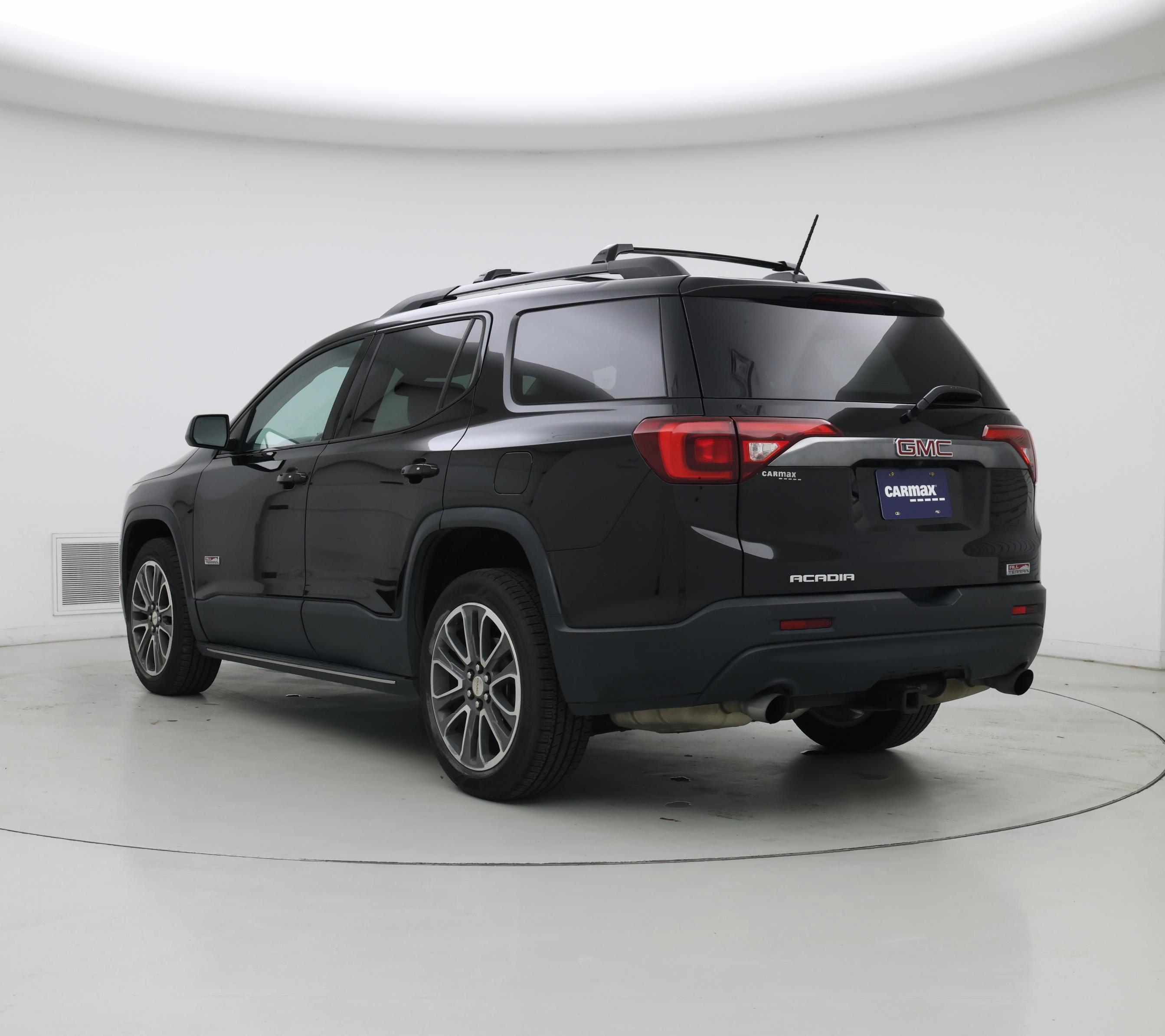 Thumbnail: 2017 GMC Acadia - 2