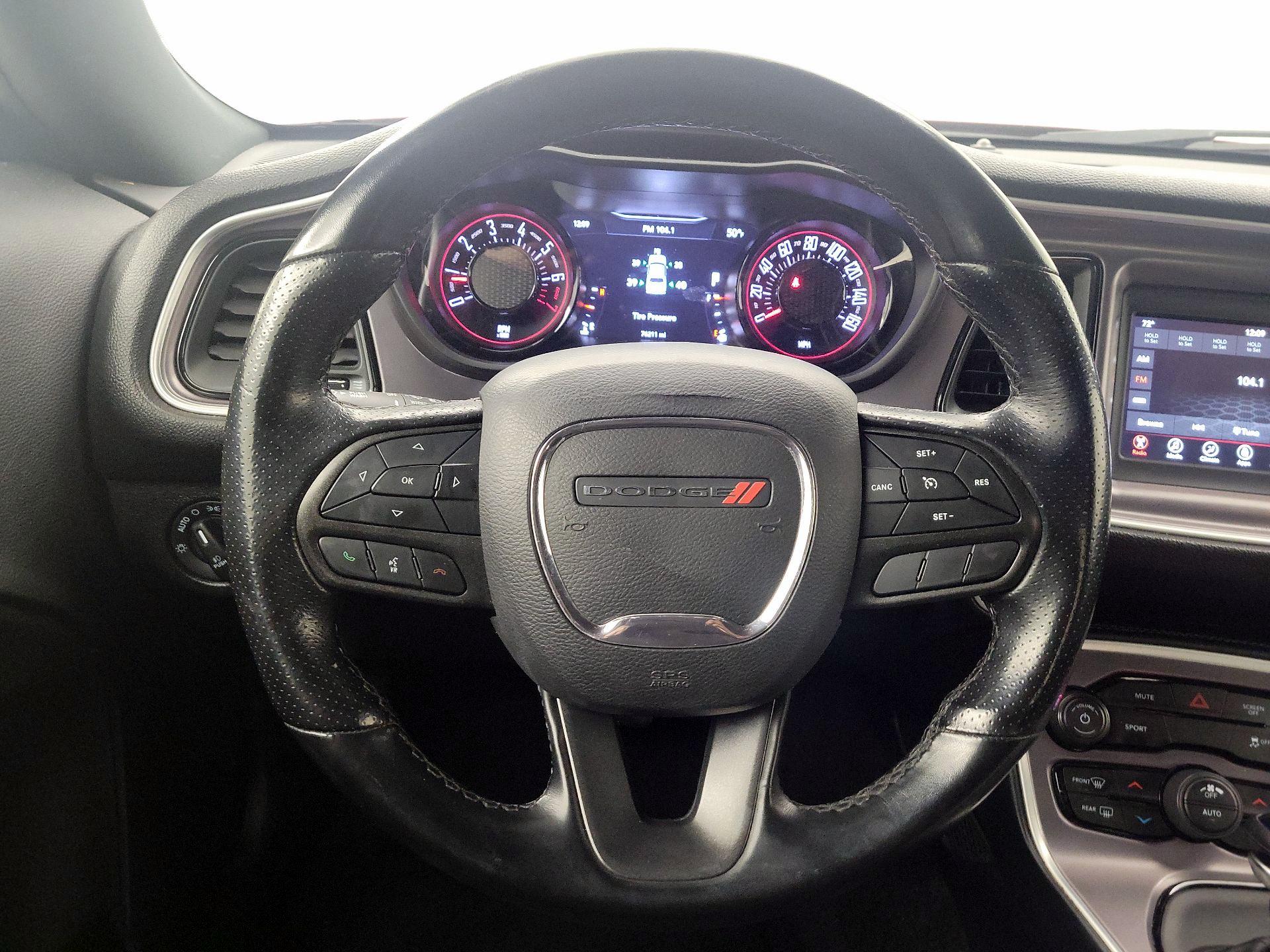 Thumbnail: 2021 Dodge Challenger - 10