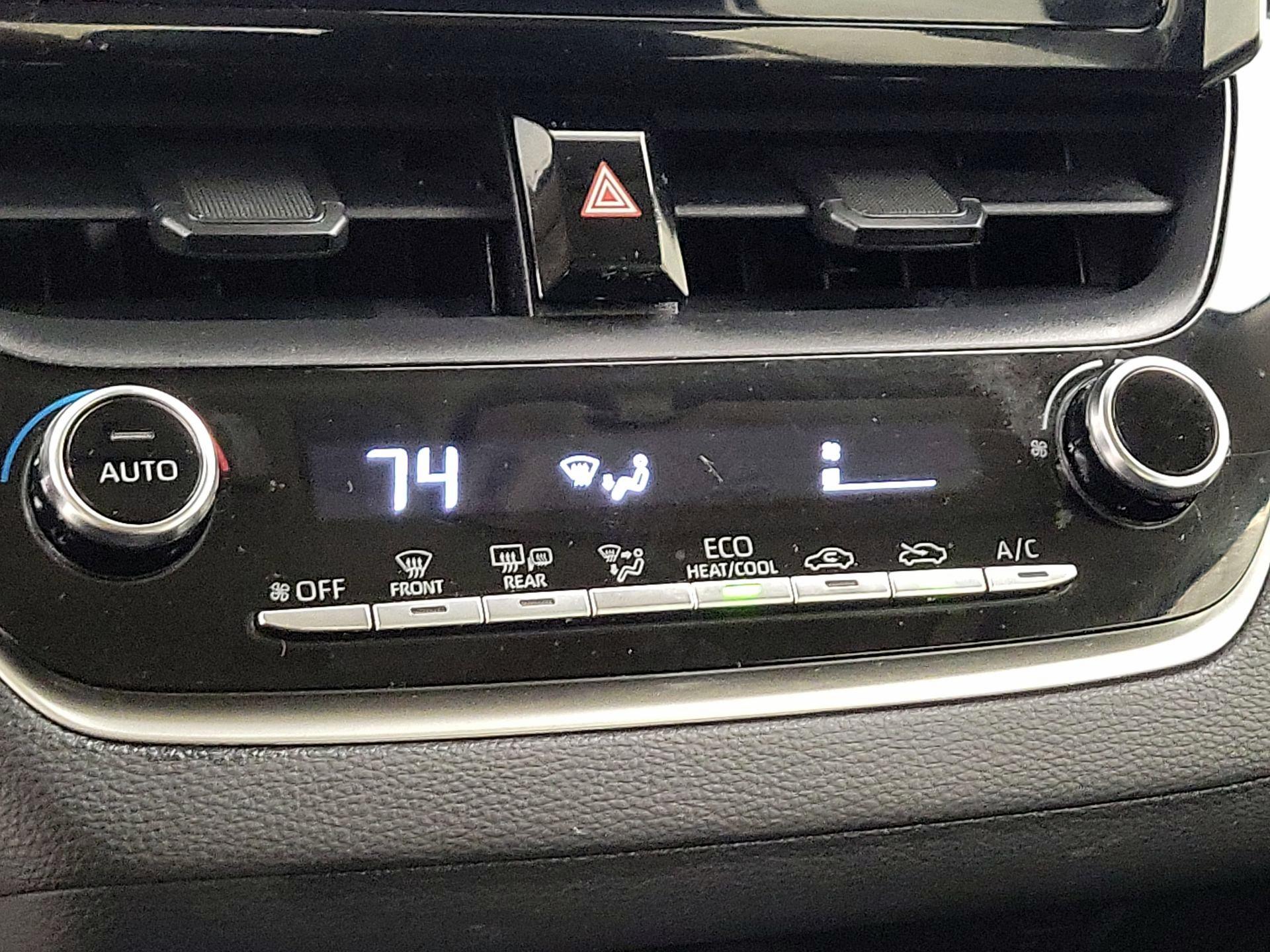 Thumbnail: 2020 Toyota Corolla - 16