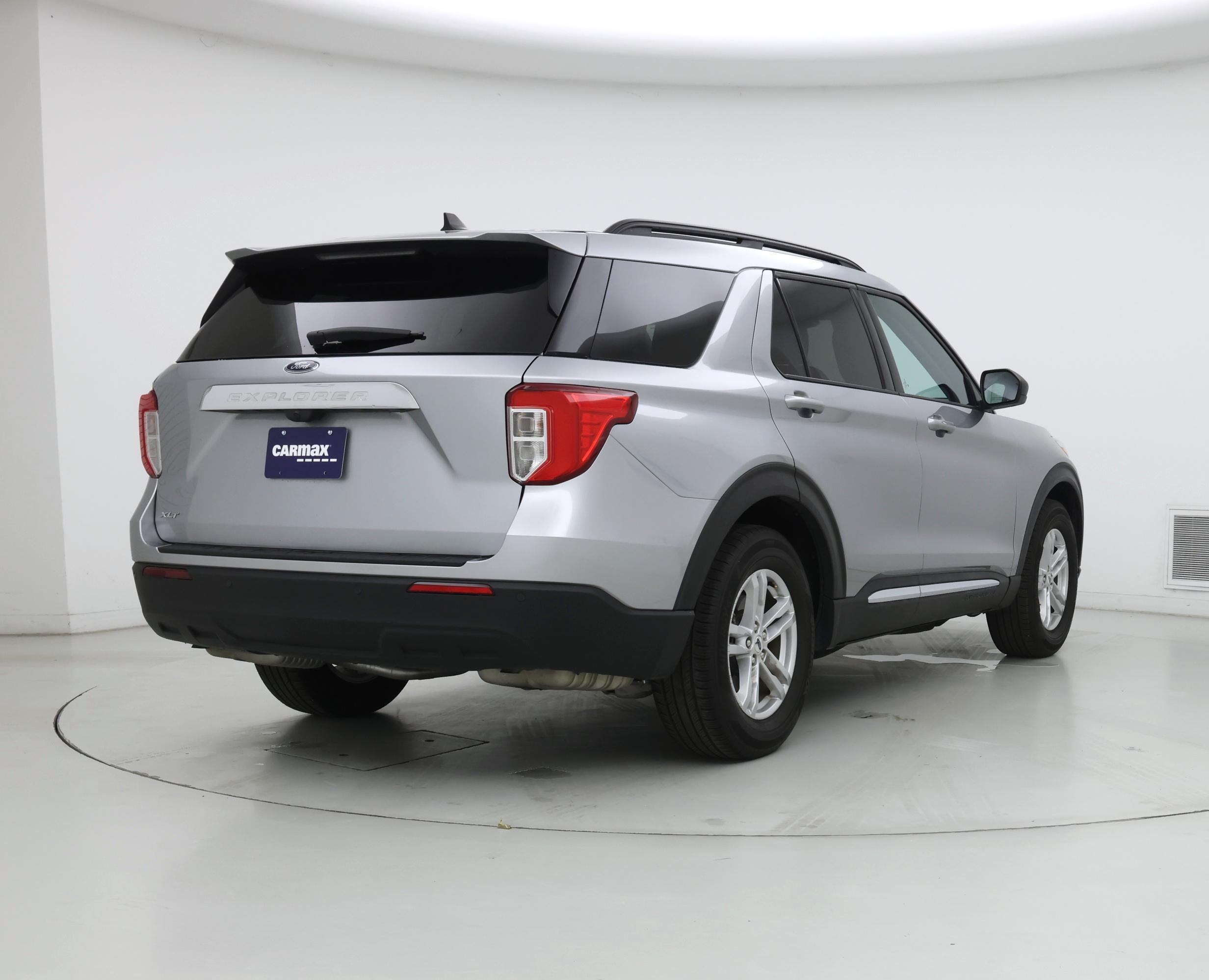 Thumbnail: 2024 Ford Explorer - 8