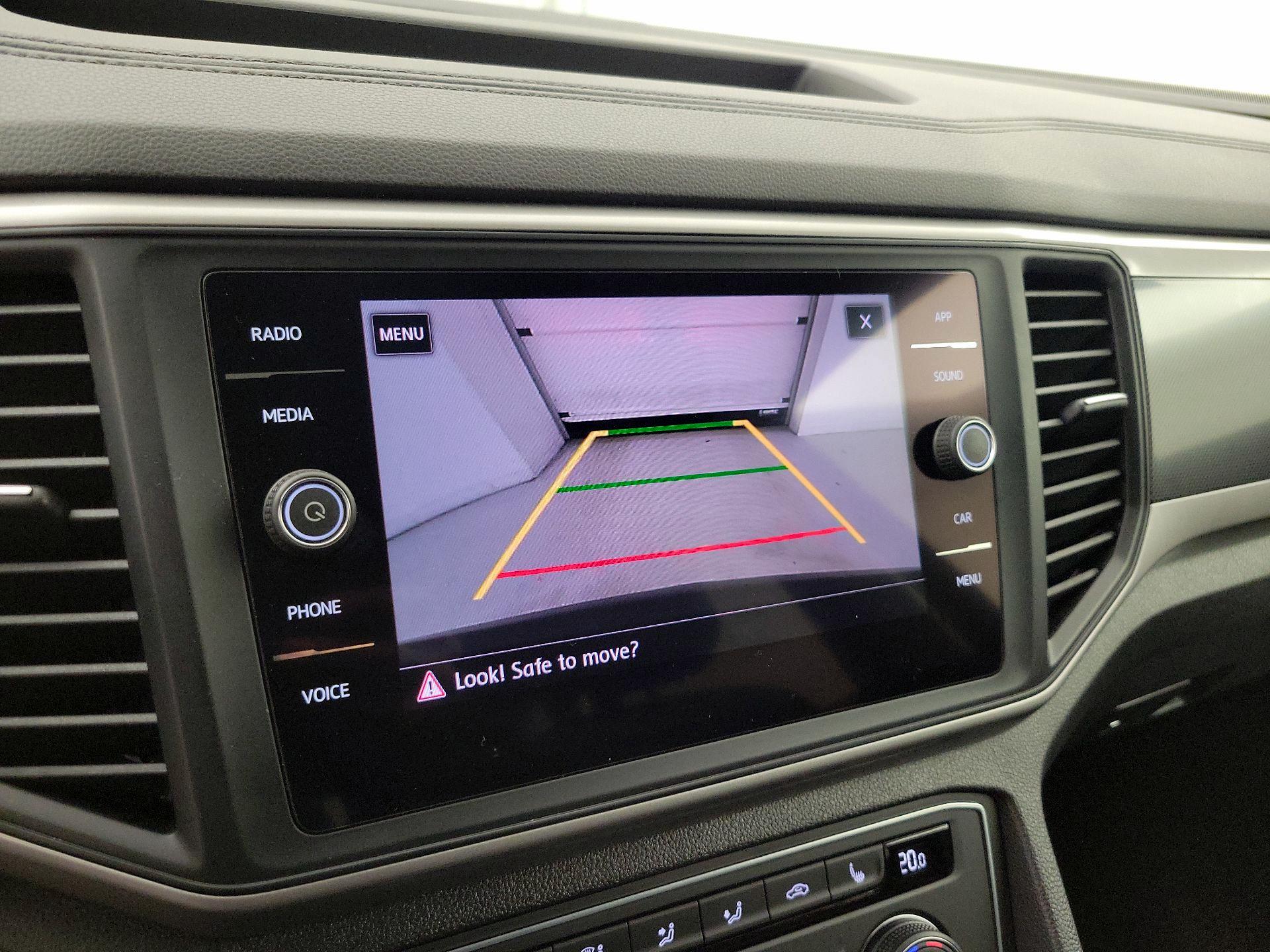 Thumbnail: 2021 Volkswagen Atlas - 14