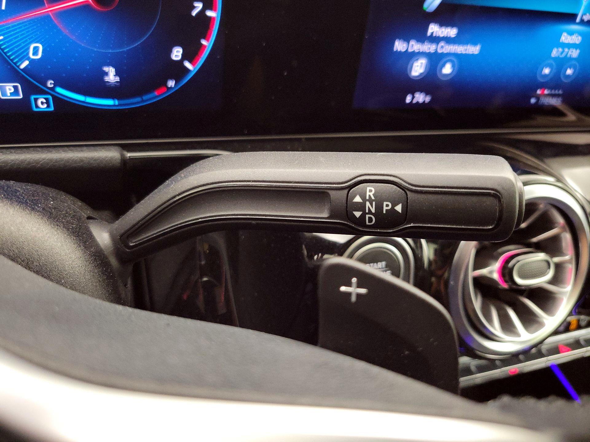 Thumbnail: 2023 Mercedes-Benz GLA - 17