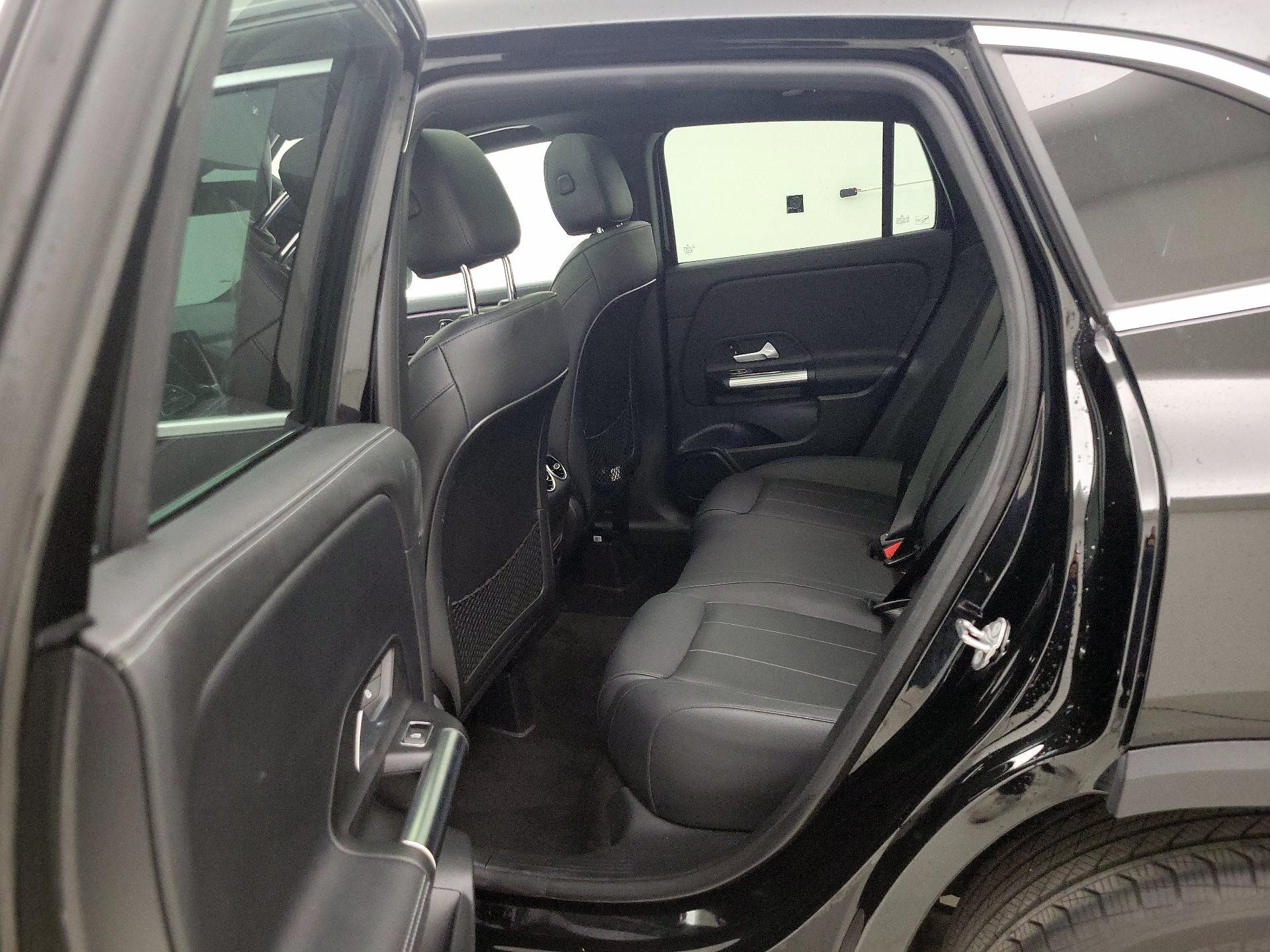 Thumbnail: 2023 Mercedes-Benz GLA - 20