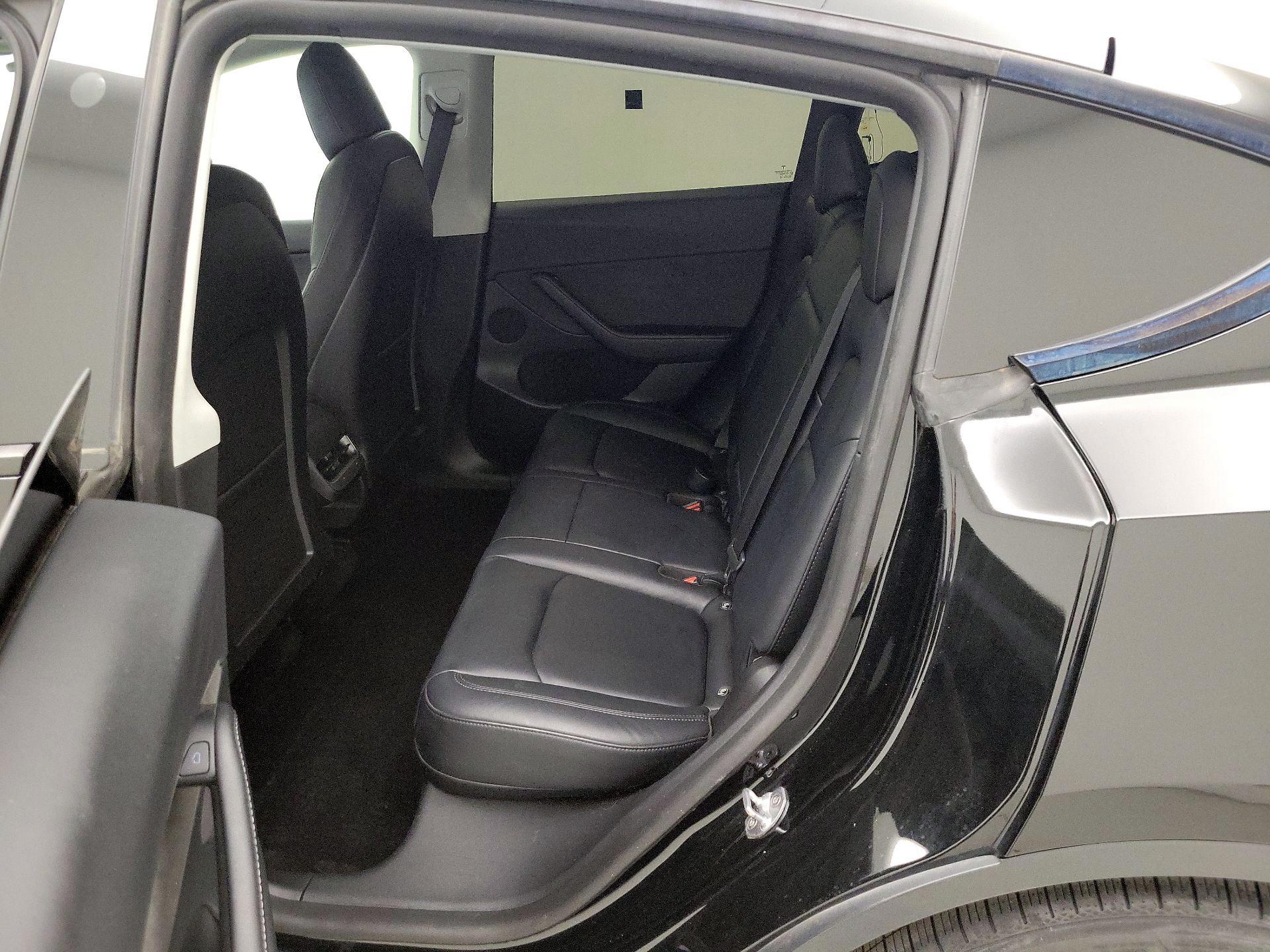 Thumbnail: 2022 Tesla Model Y - 19