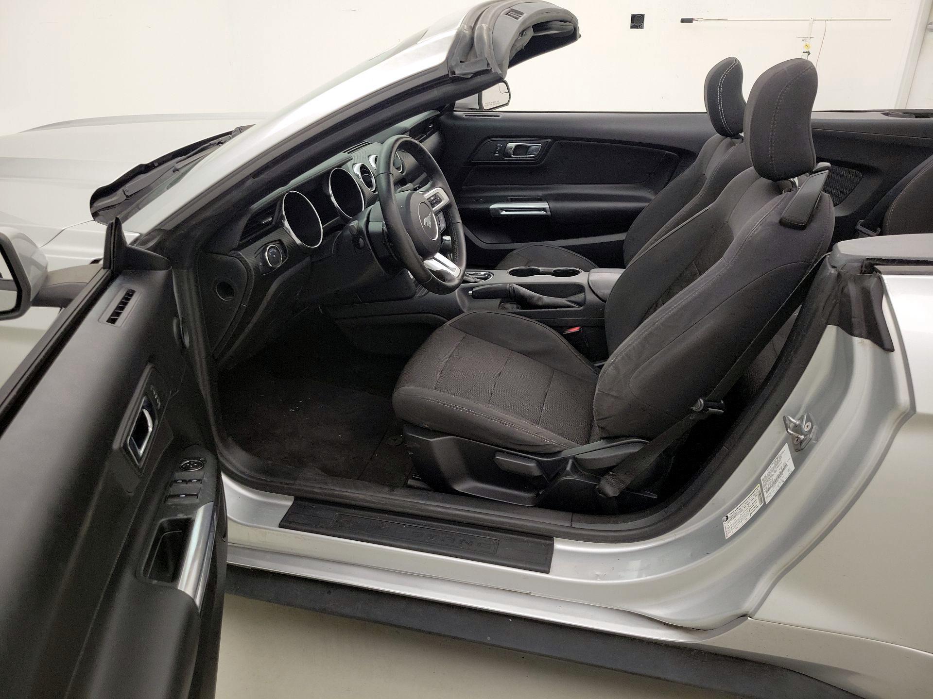 Thumbnail: 2016 Ford Mustang - 11