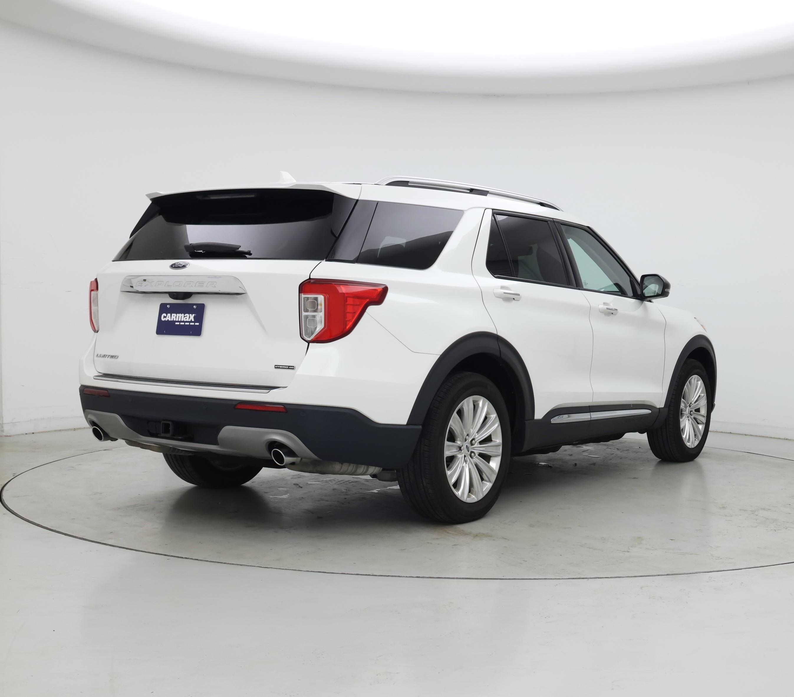 Thumbnail: 2021 Ford Explorer - 8