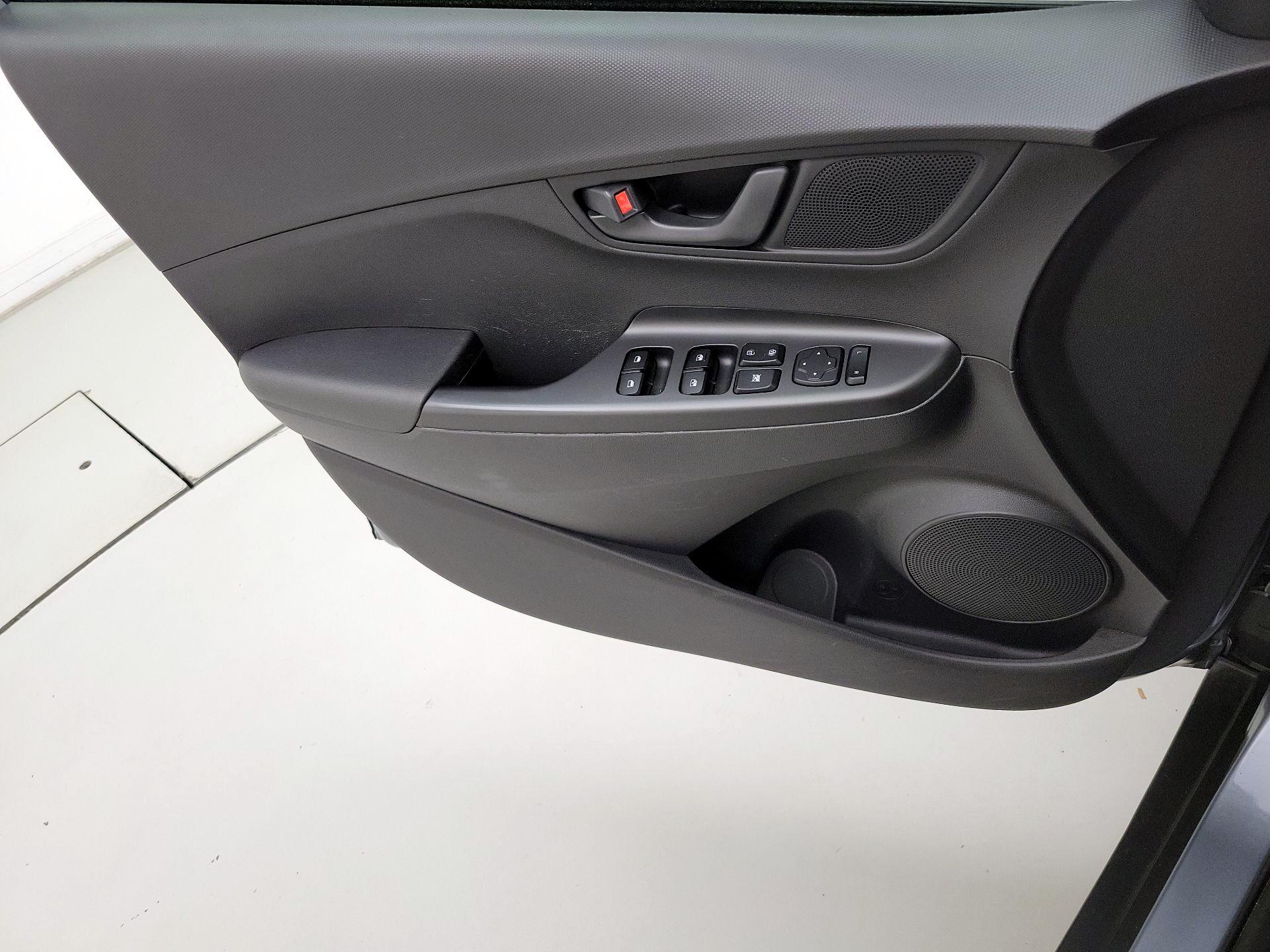 Thumbnail: 2019 Hyundai Kona - 12