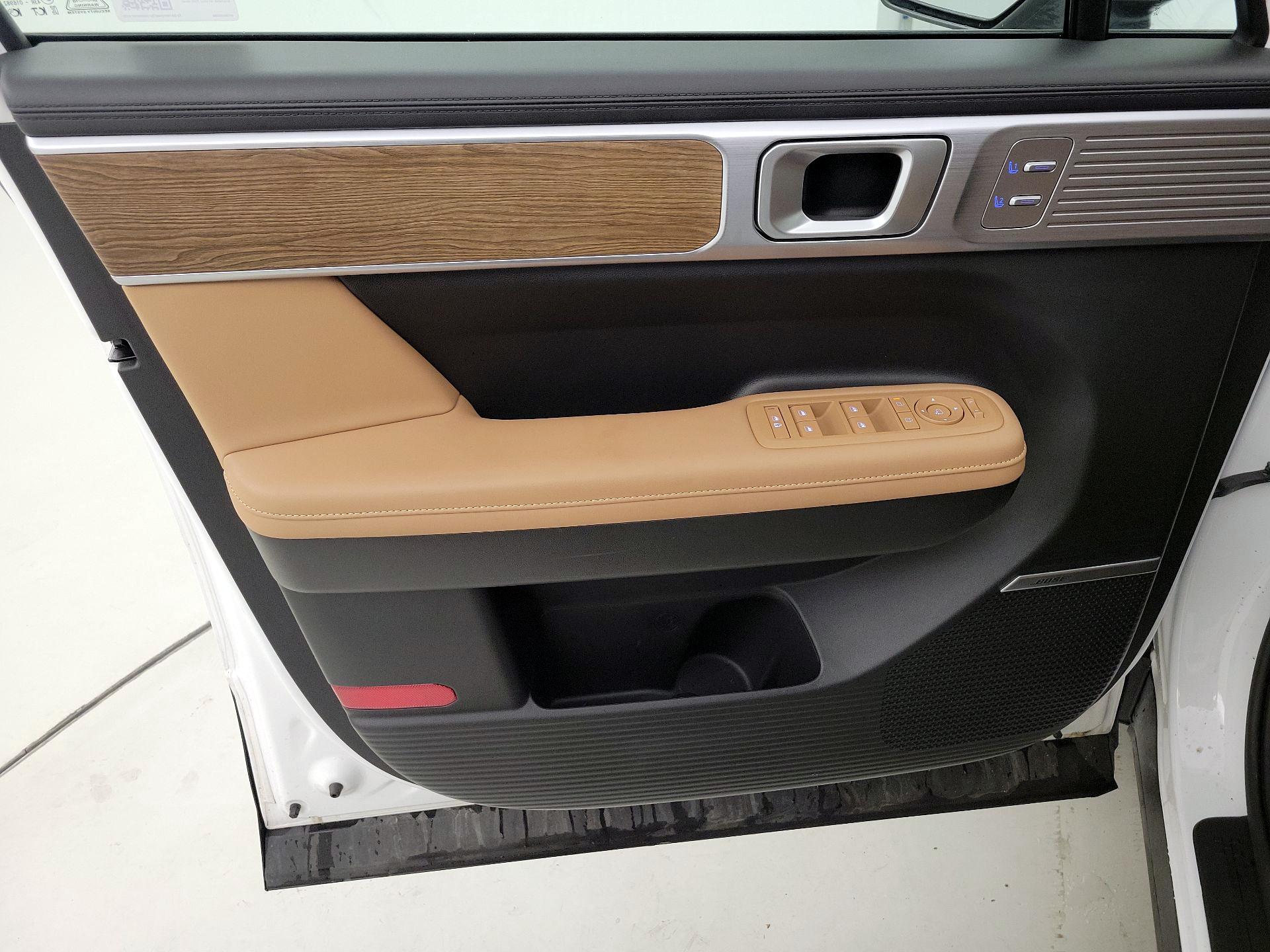 Thumbnail: 2025 Hyundai Santa Fe - 12