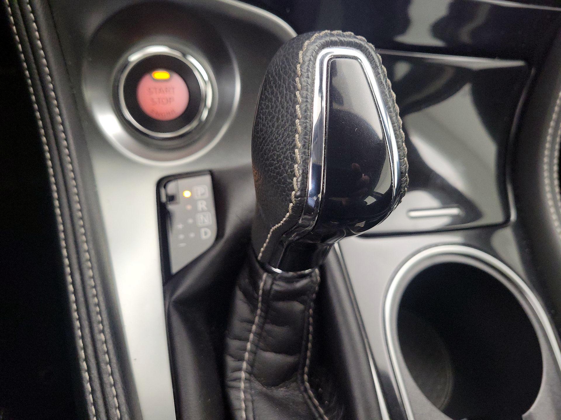 Thumbnail: 2020 Nissan Maxima - 17