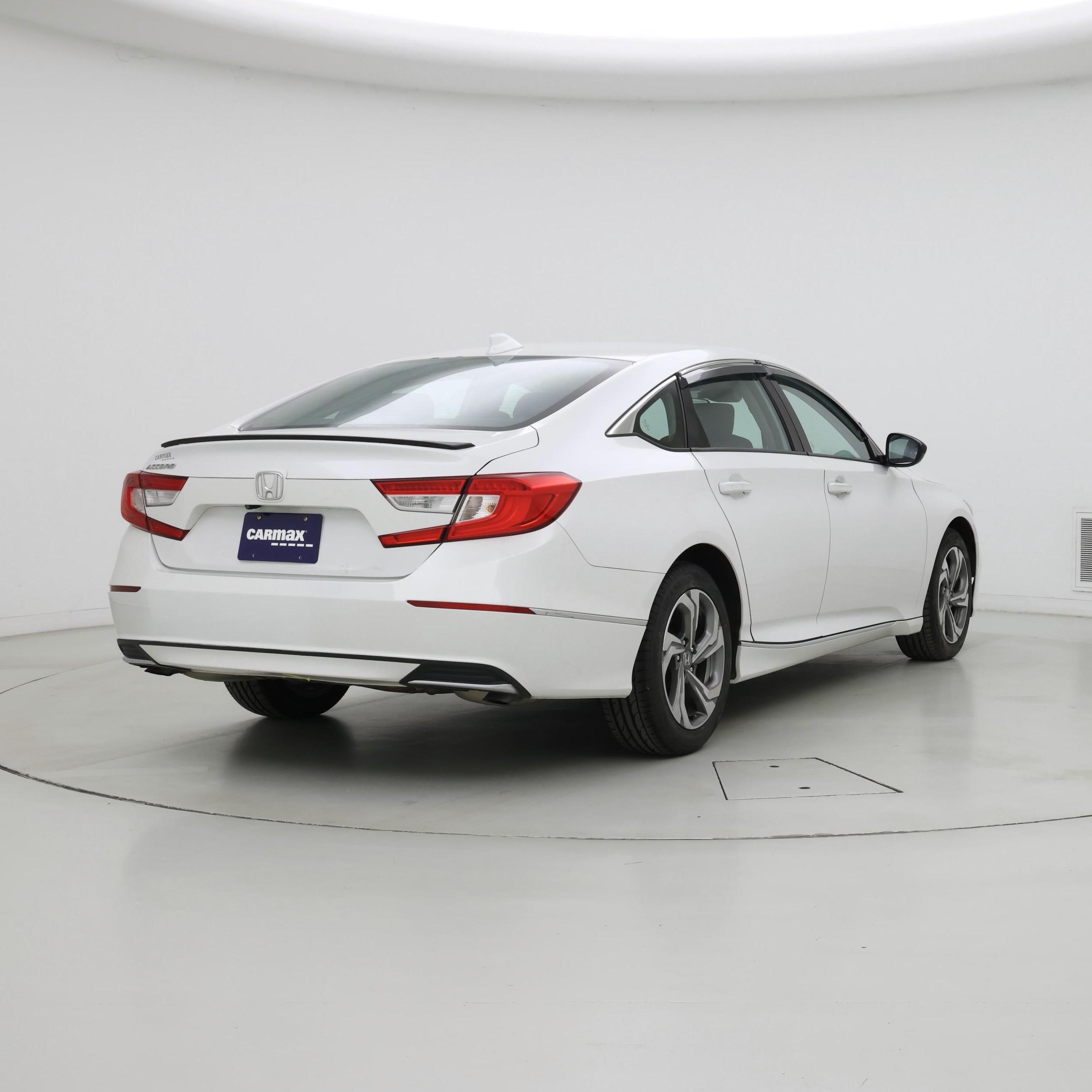 Thumbnail: 2018 Honda Accord - 8