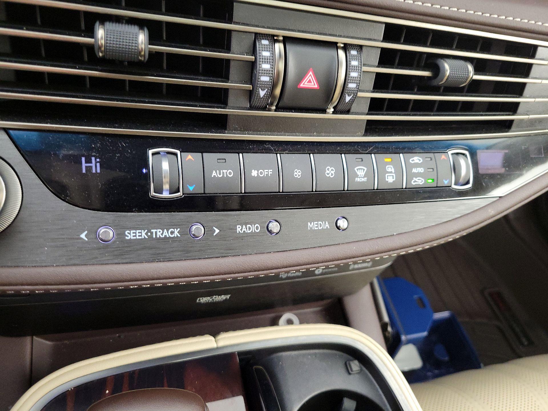 Thumbnail: 2018 Lexus LS - 17