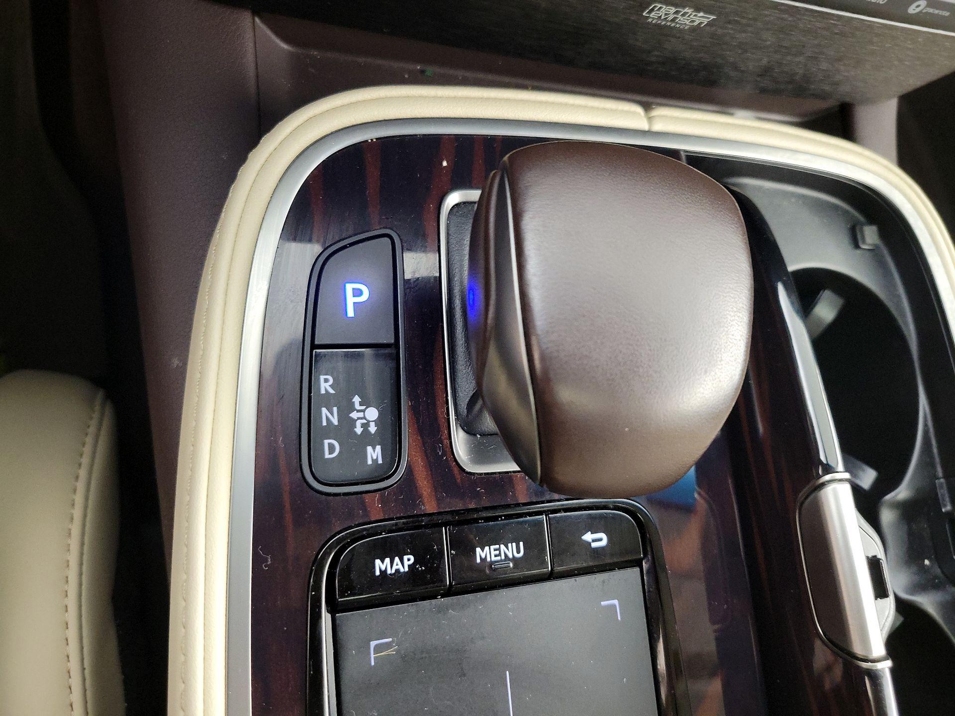 Thumbnail: 2018 Lexus LS - 18