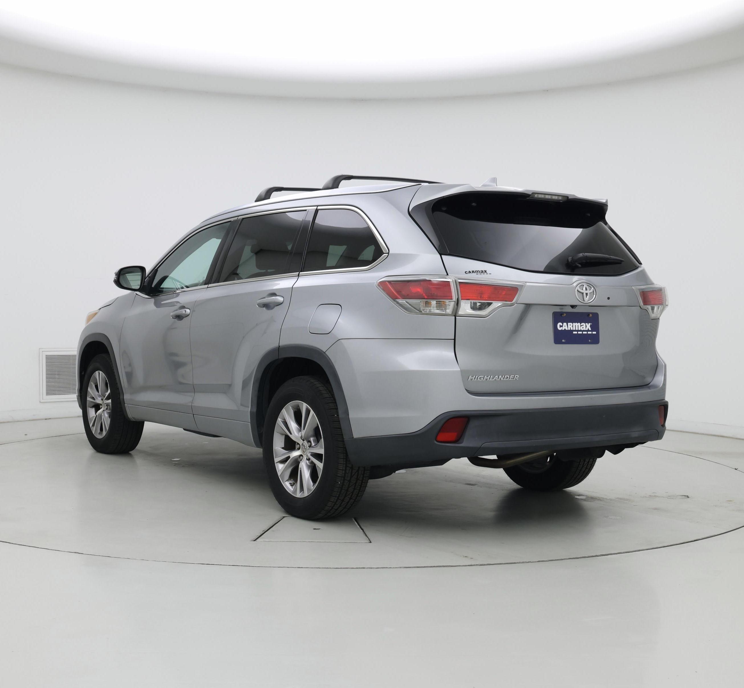 Thumbnail: 2015 Toyota Highlander - 2