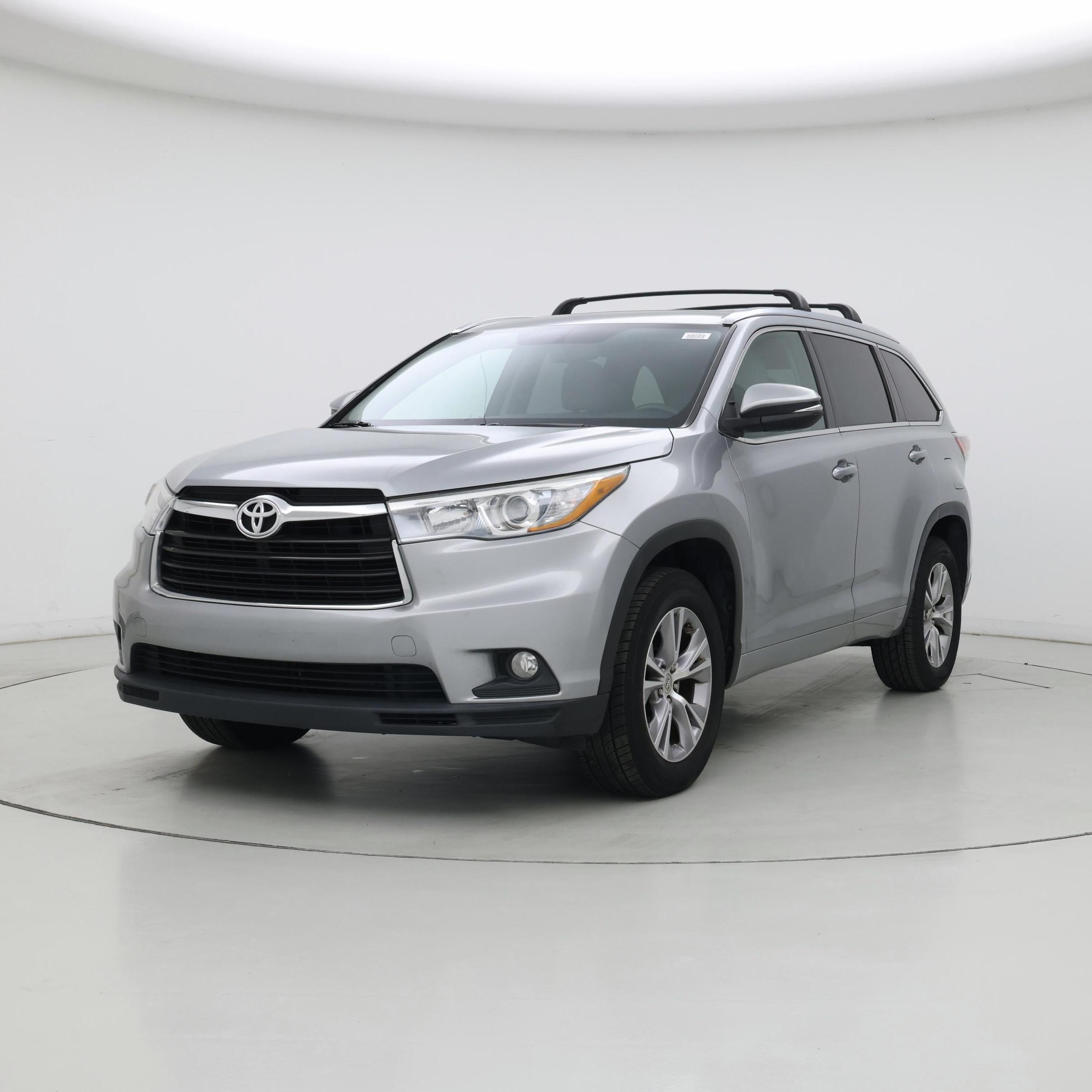 Thumbnail: 2015 Toyota Highlander - 4